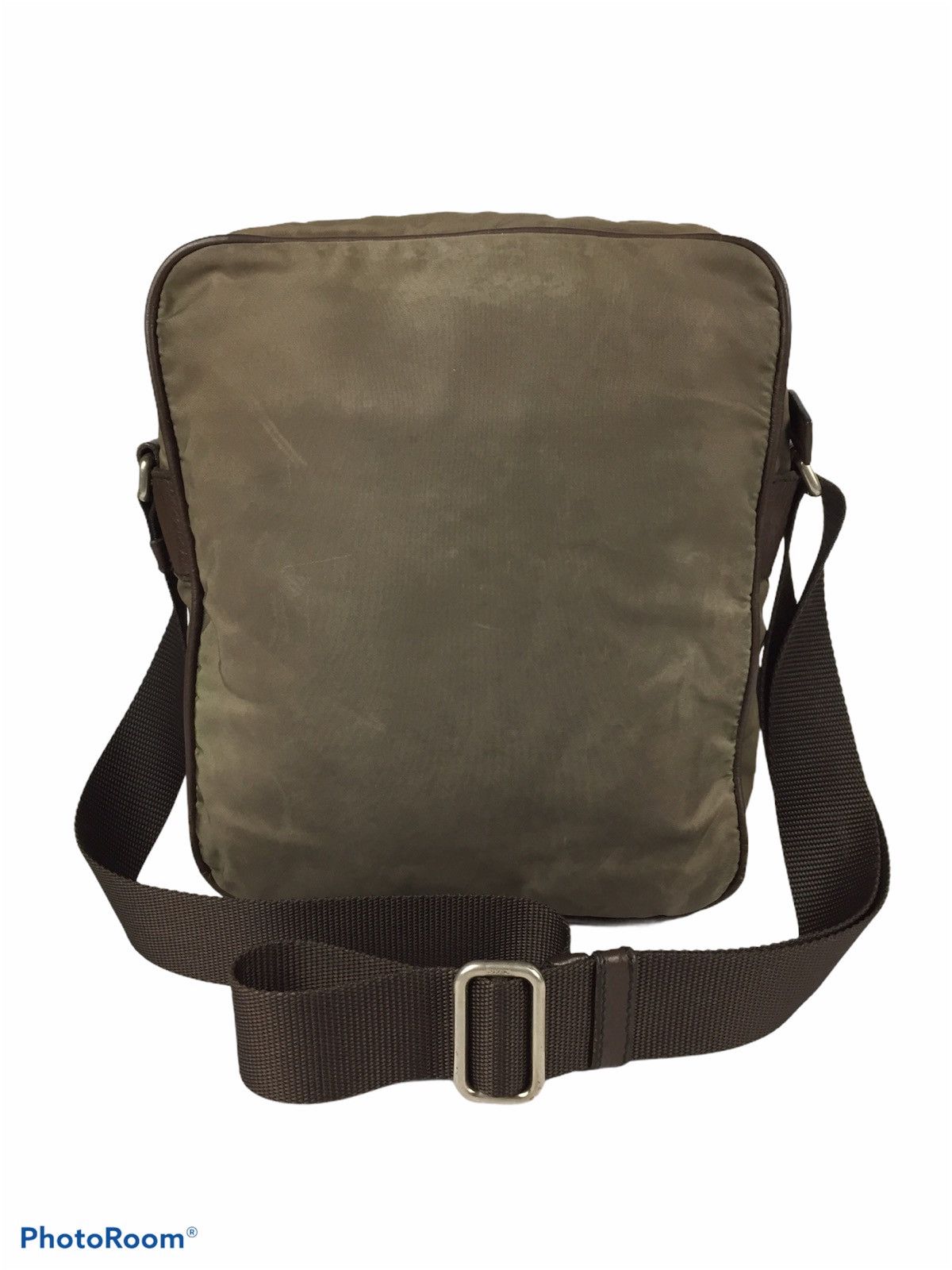 Prada Authentic Prada Green Tessuto Nylon Sling Bag Size ONE SIZE - 9 Thumbnail