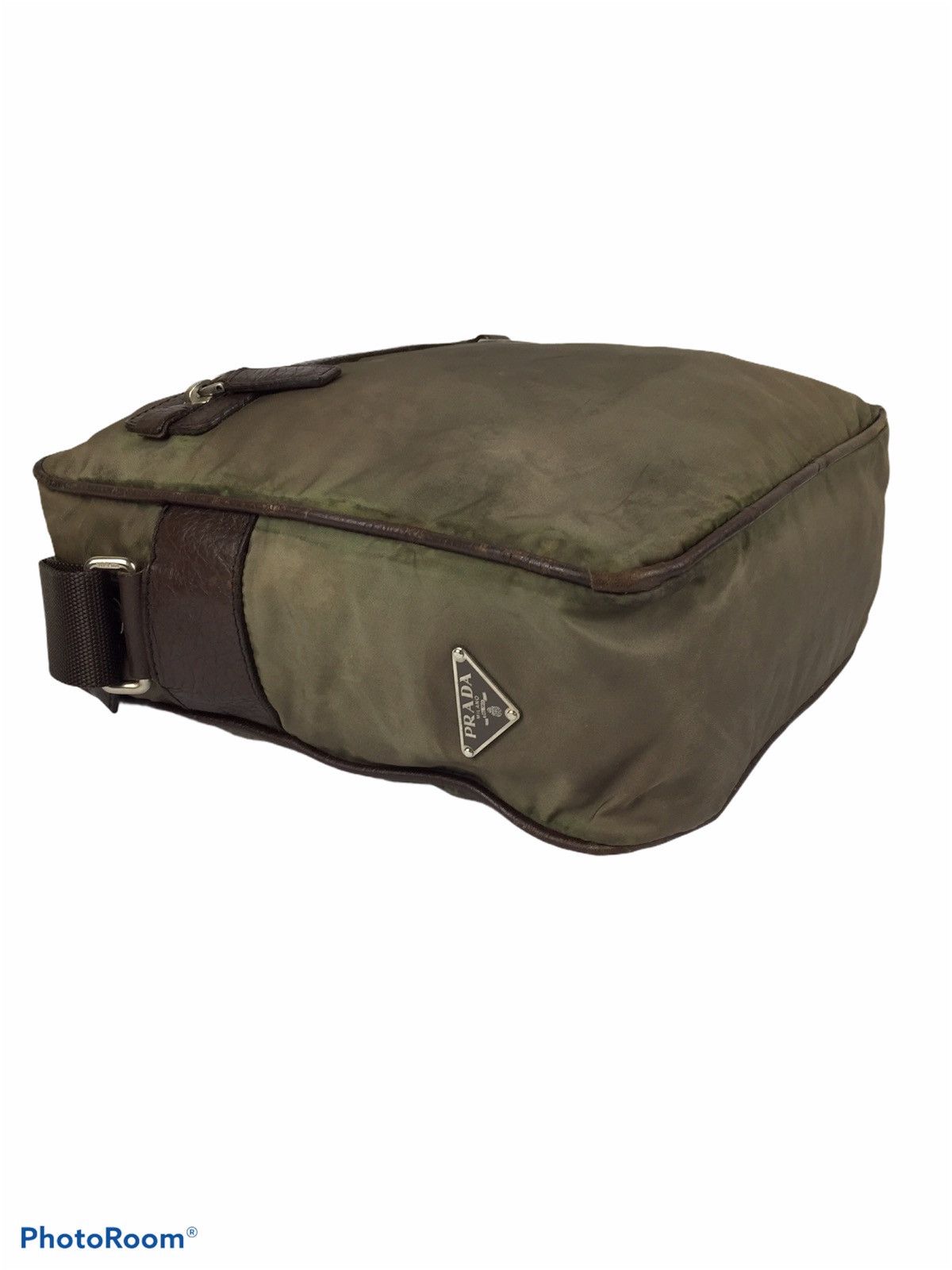 Prada Authentic Prada Green Tessuto Nylon Sling Bag Size ONE SIZE - 12 Thumbnail