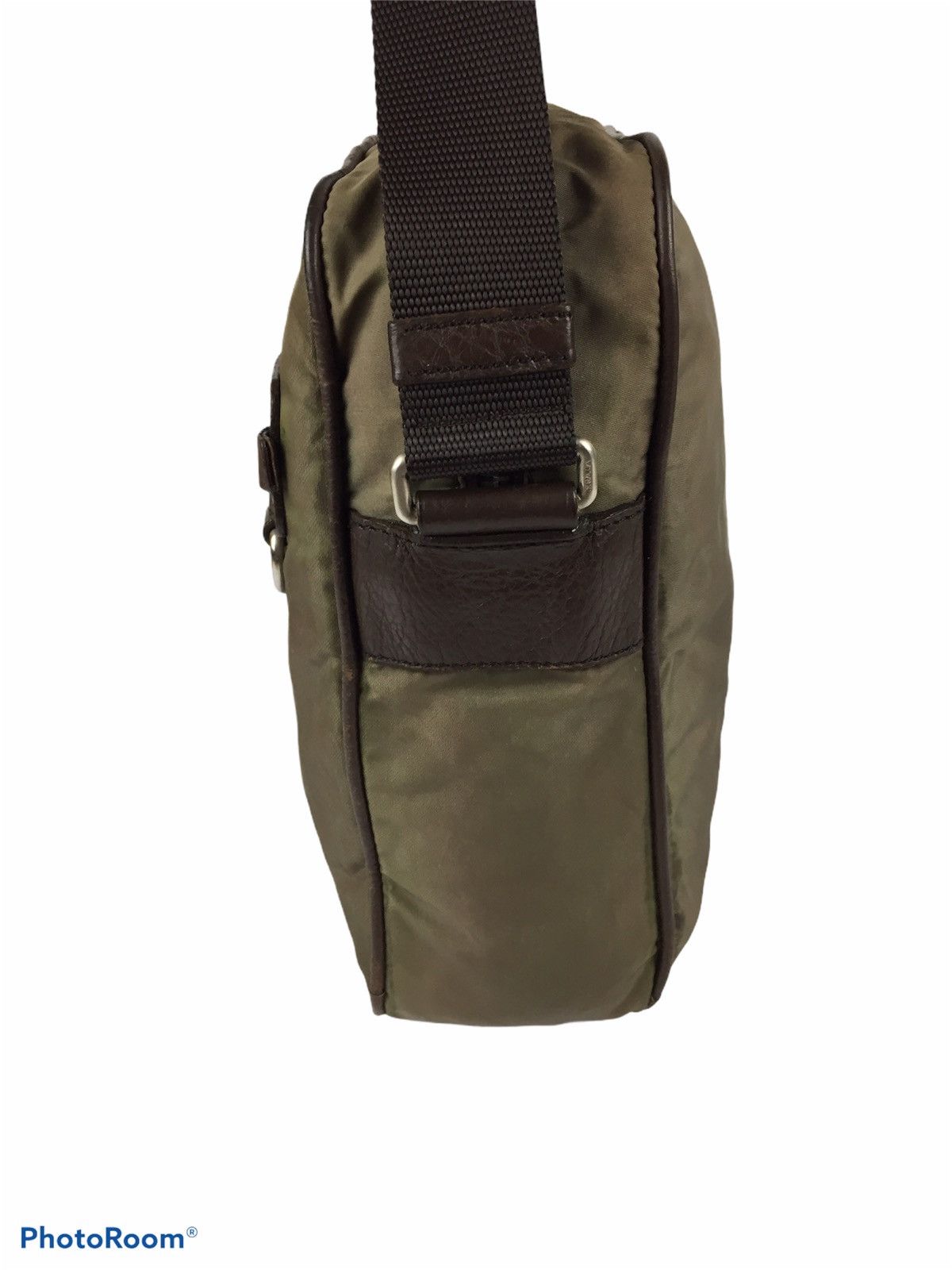 Prada Authentic Prada Green Tessuto Nylon Sling Bag Size ONE SIZE - 7 Thumbnail
