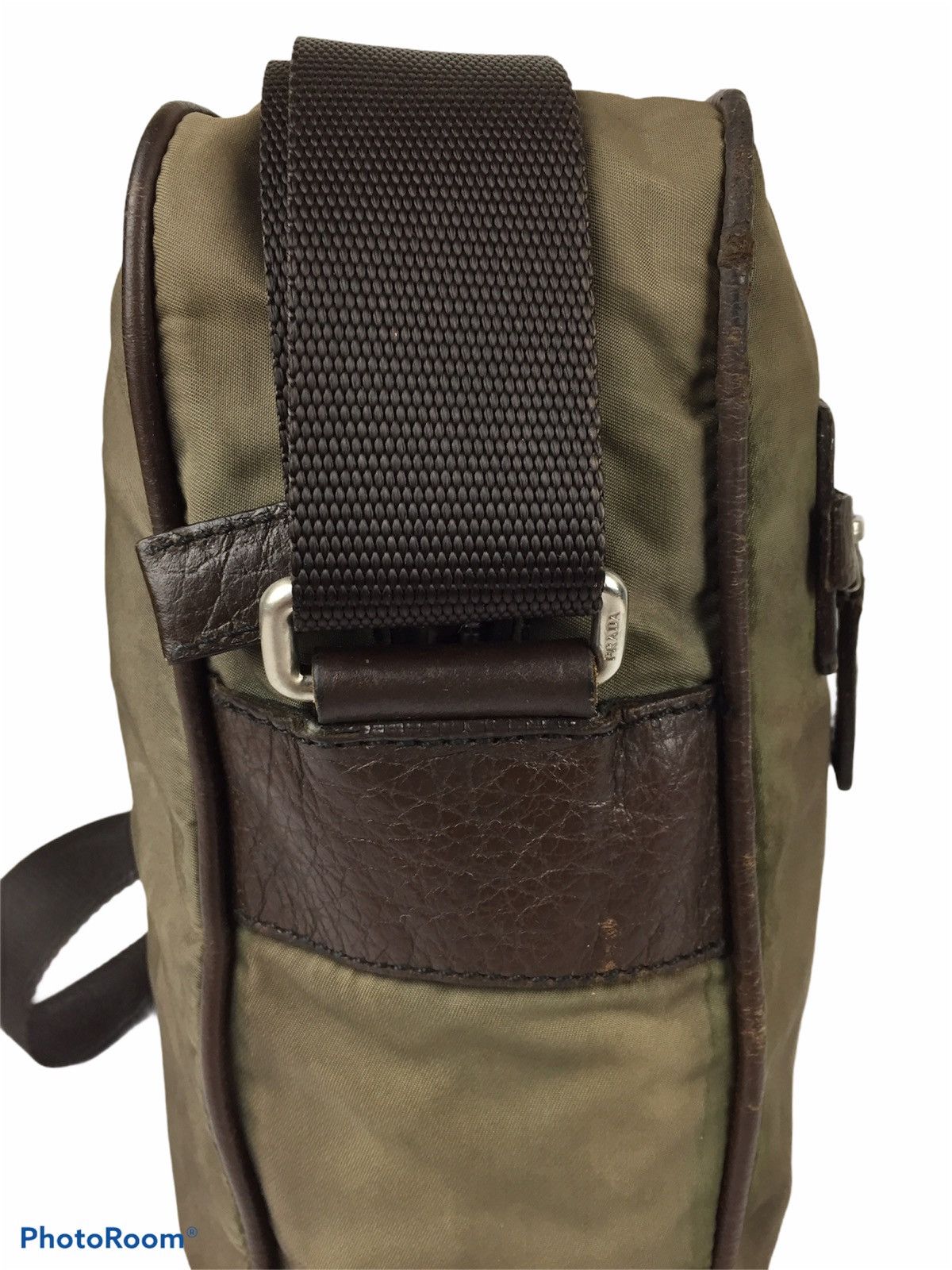 Prada Authentic Prada Green Tessuto Nylon Sling Bag Size ONE SIZE - 6 Thumbnail