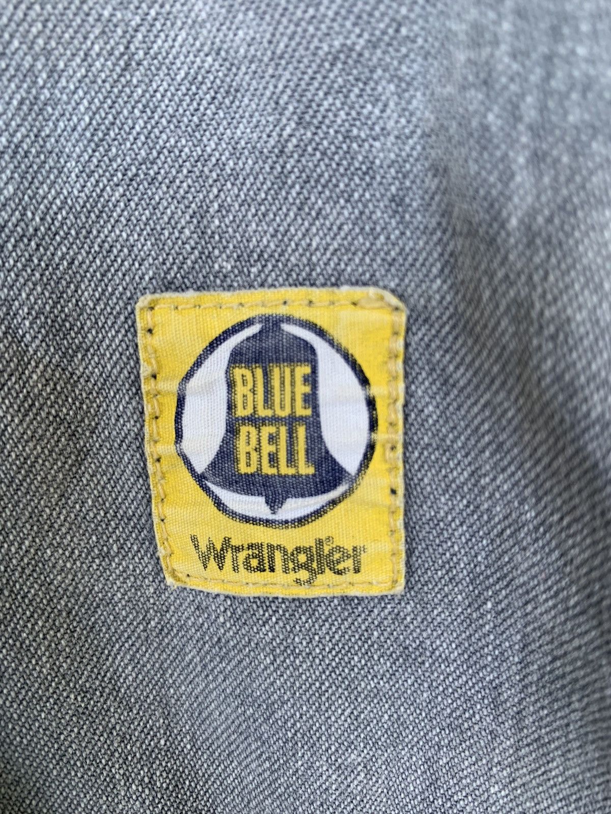 Vintage Vintage Wrangler Blue Bell Workwear Sun Faded Jacket Size US M / EU 48-50 / 2 - 14 Thumbnail