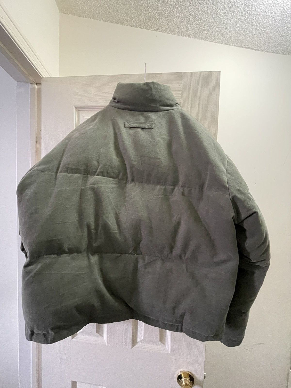 Askyurself Askyurself Cropped Army Puffer Jacket | Grailed