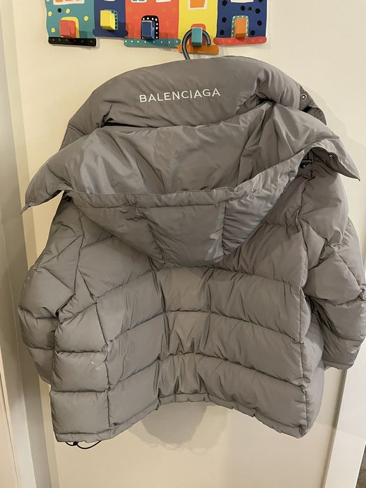 balenciaga reflective puffer jacket