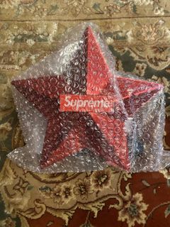 Supreme Christmas Tree Topper | Grailed