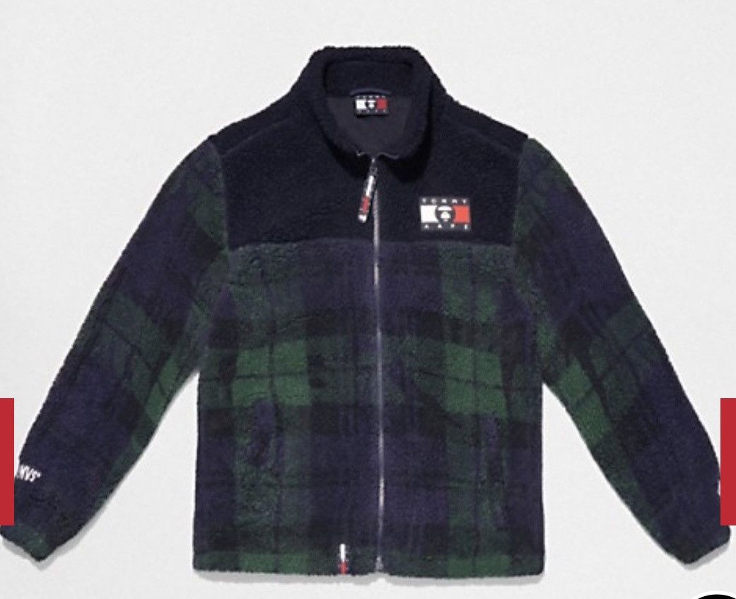 Aape × Tommy Hilfiger New TOMMY X AAPE 2-IN-1 REVERSIBLE WINTER JACKET ICONIC Size US L / EU 52-54 / 3 - 3 Thumbnail
