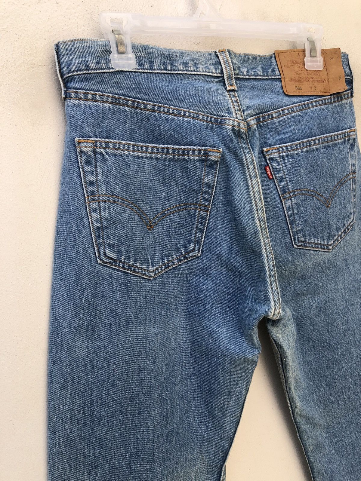 Levi's Vintage 1995 Levi’s 501 Jeans Ageing Faded Blue Denim Size US 31 - 11 Thumbnail