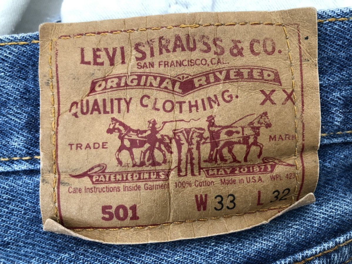 Levi's Vintage 80s Levi’s 501 Jeans Ageing Faded Blue Denim 524 Size US 33 - 19 Thumbnail