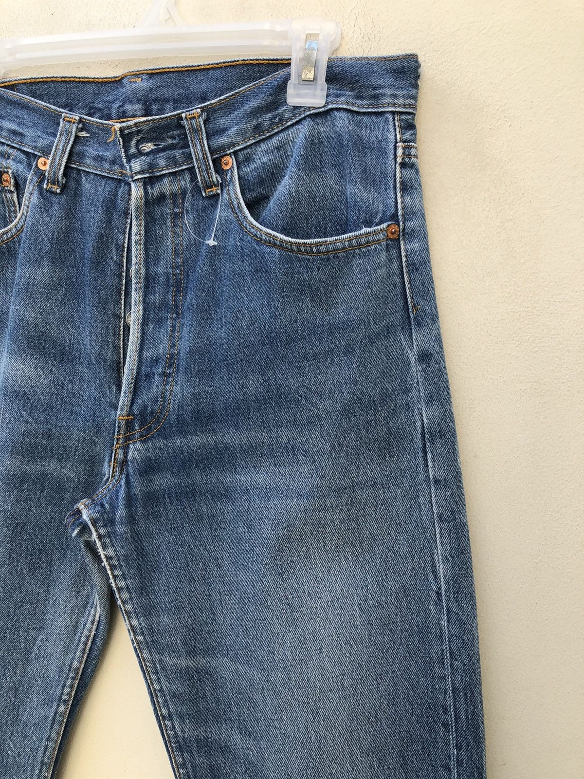 Levi's Vintage 80s Levi’s 501 Jeans Ageing Faded Blue Denim 524 Size US 33 - 7 Thumbnail