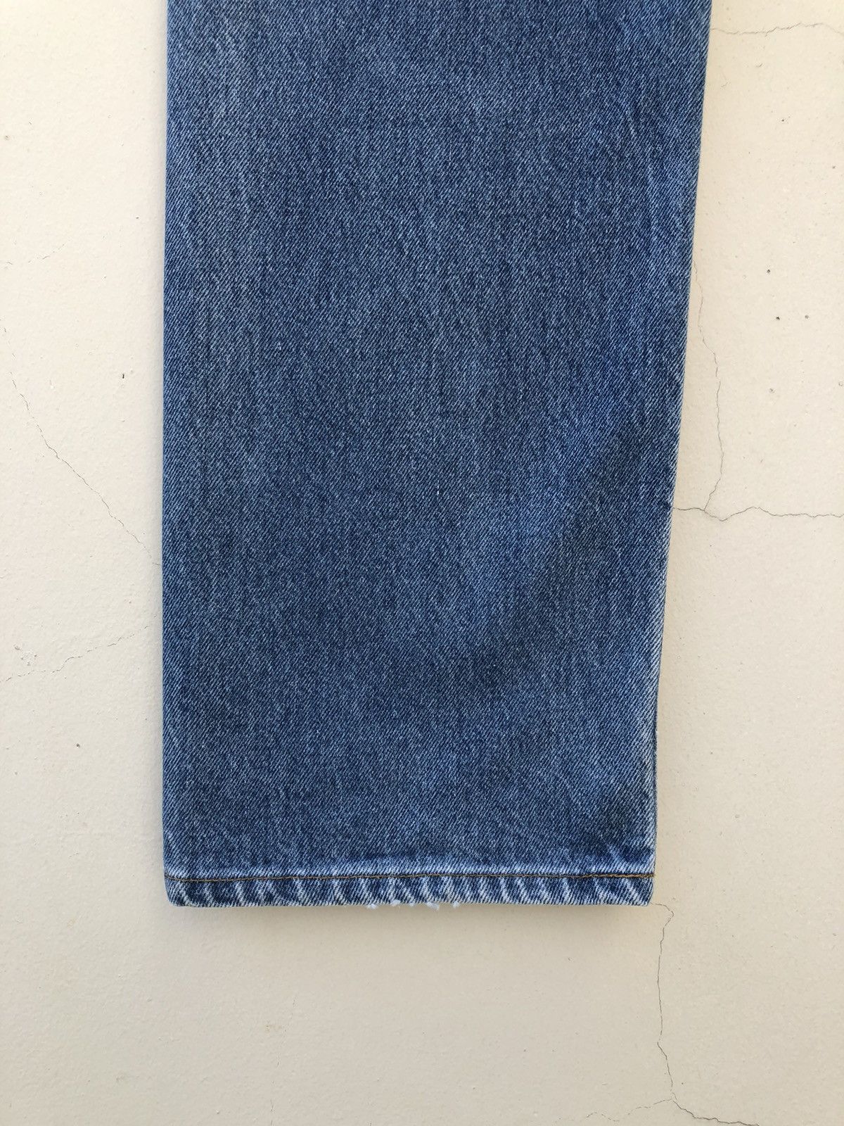Levi's Vintage 80s Levi’s 501 Jeans Ageing Faded Blue Denim 524 Size US 33 - 13 Thumbnail