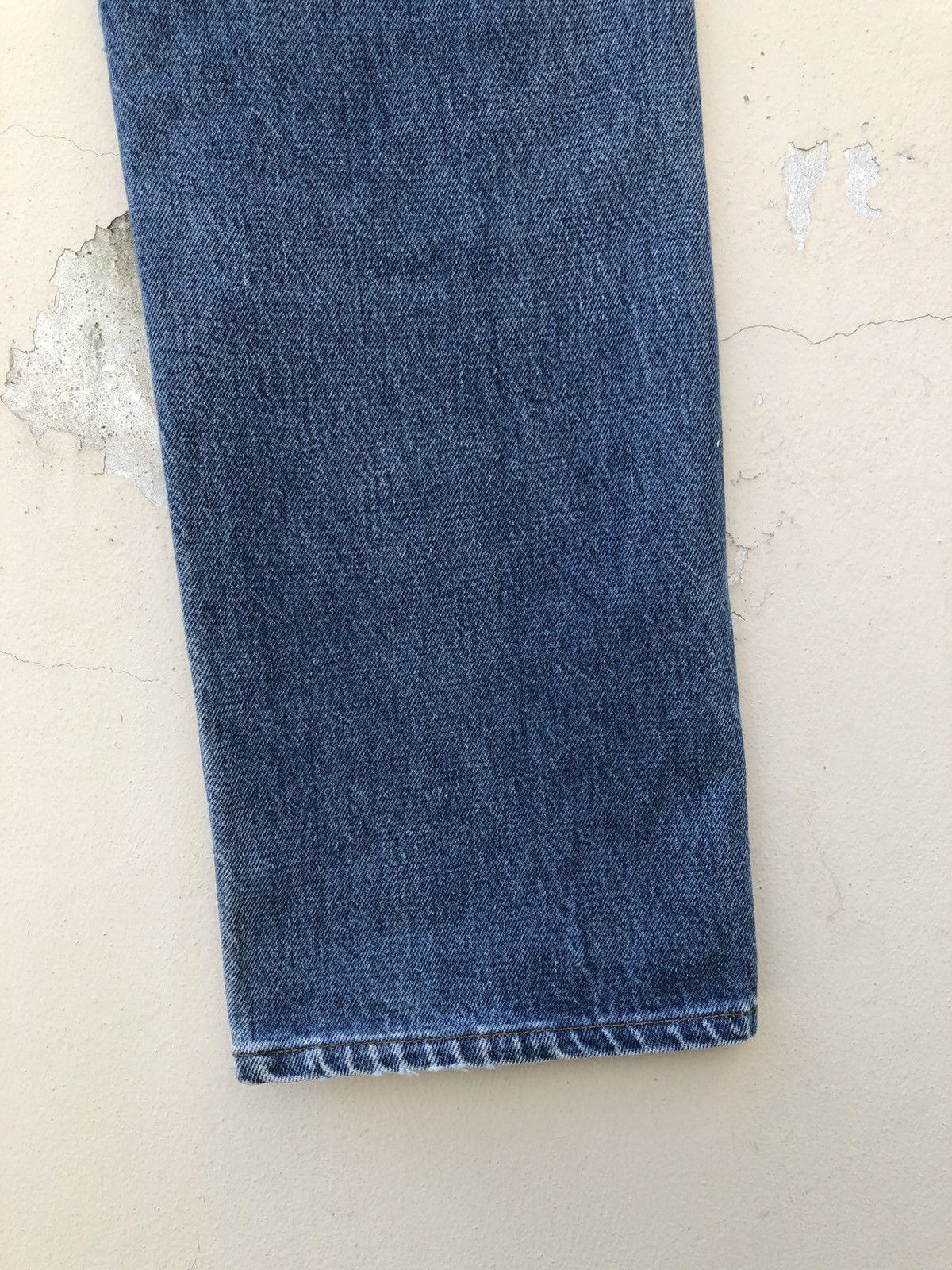 Levi's Vintage 80s Levi’s 501 Jeans Ageing Faded Blue Denim 524 Size US 33 - 17 Thumbnail