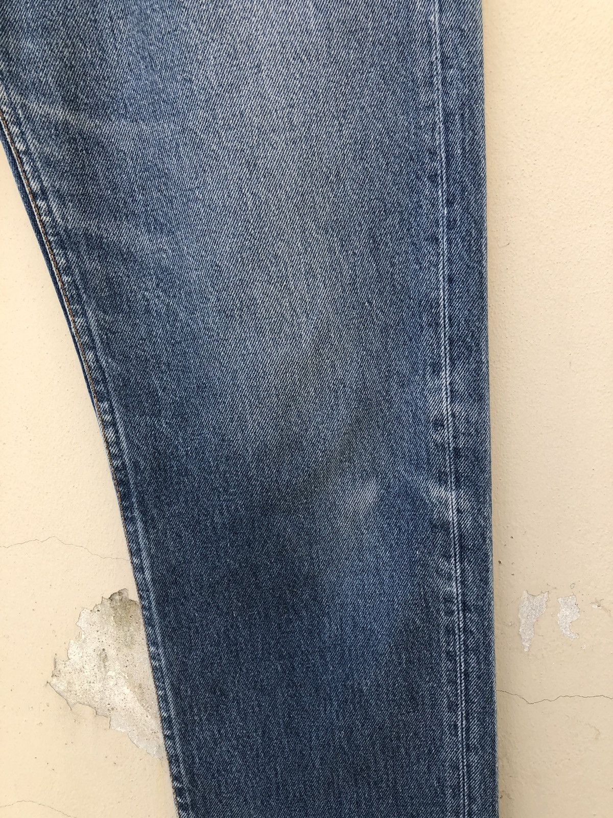 Levi's Vintage 80s Levi’s 501 Jeans Ageing Faded Blue Denim 524 Size US 33 - 8 Thumbnail