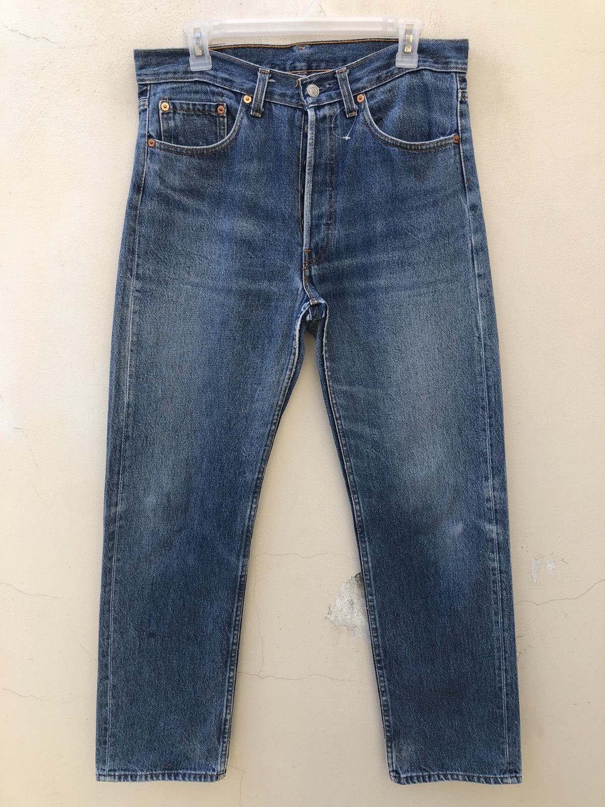 Levi's Vintage 80s Levi’s 501 Jeans Ageing Faded Blue Denim 524 Size US 33 - 3 Thumbnail