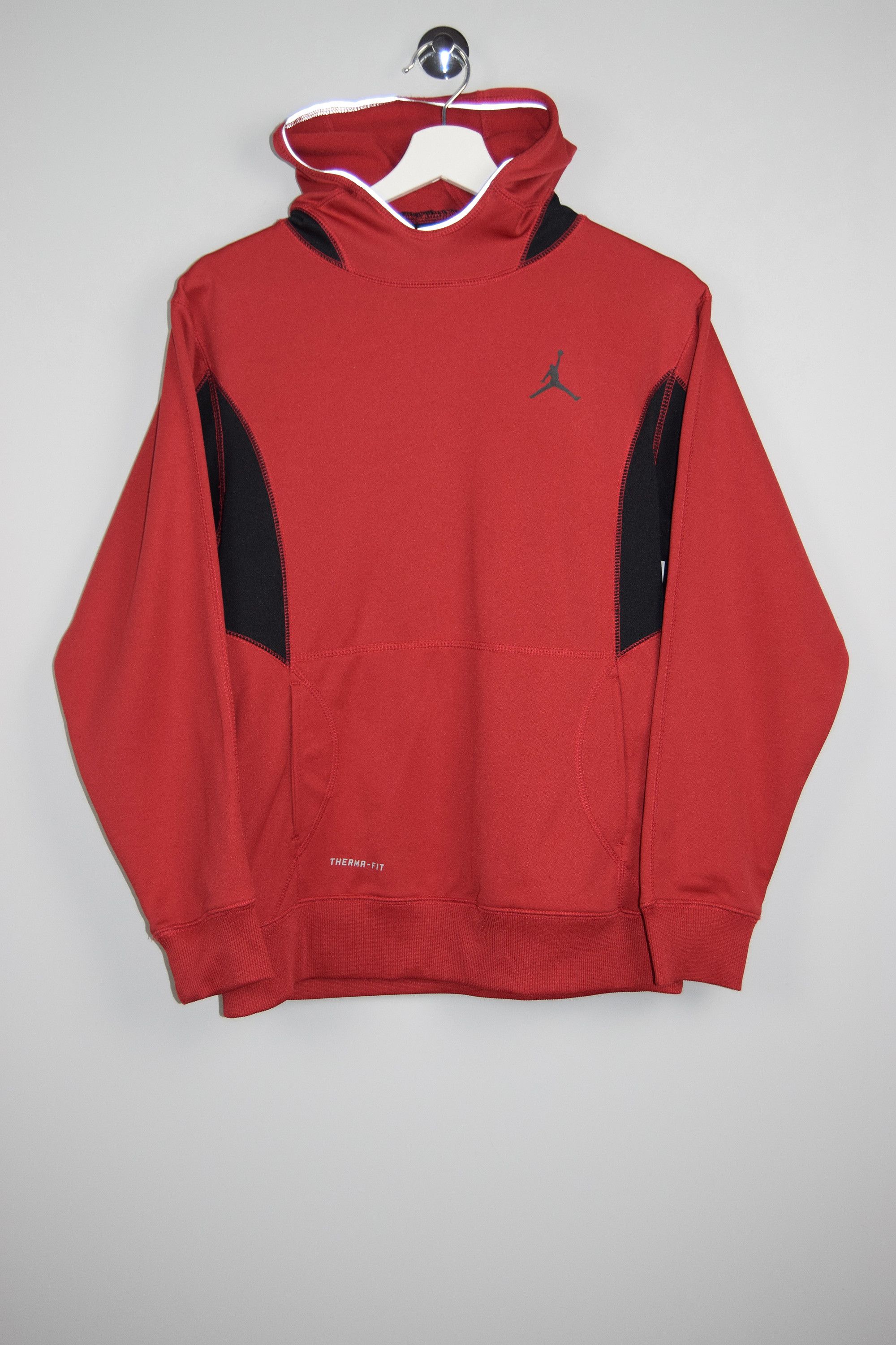 Jordan therma fit hoodie hotsell