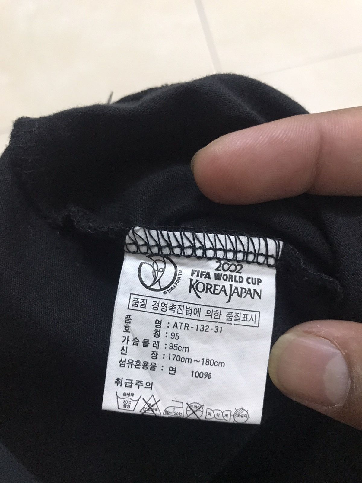 Japanese Brand 🔥🔥BEST OFFER🔥🔥VINTAGE FIFA WORLD CUP 2002 Size US S / EU 44-46 / 1 - 7 Thumbnail