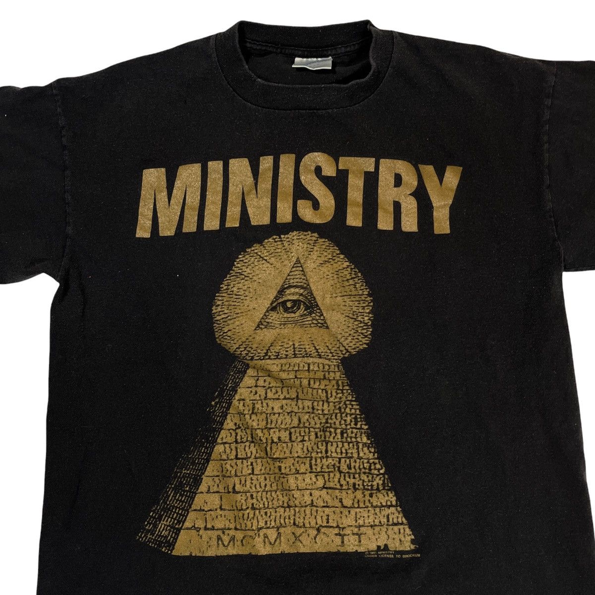 トップス 90's MINISTRY PSALM 69 BROCKUM L 1991 Vintage 90's Ministry Psalm 69 T-Shirt – Mills Vintage USA