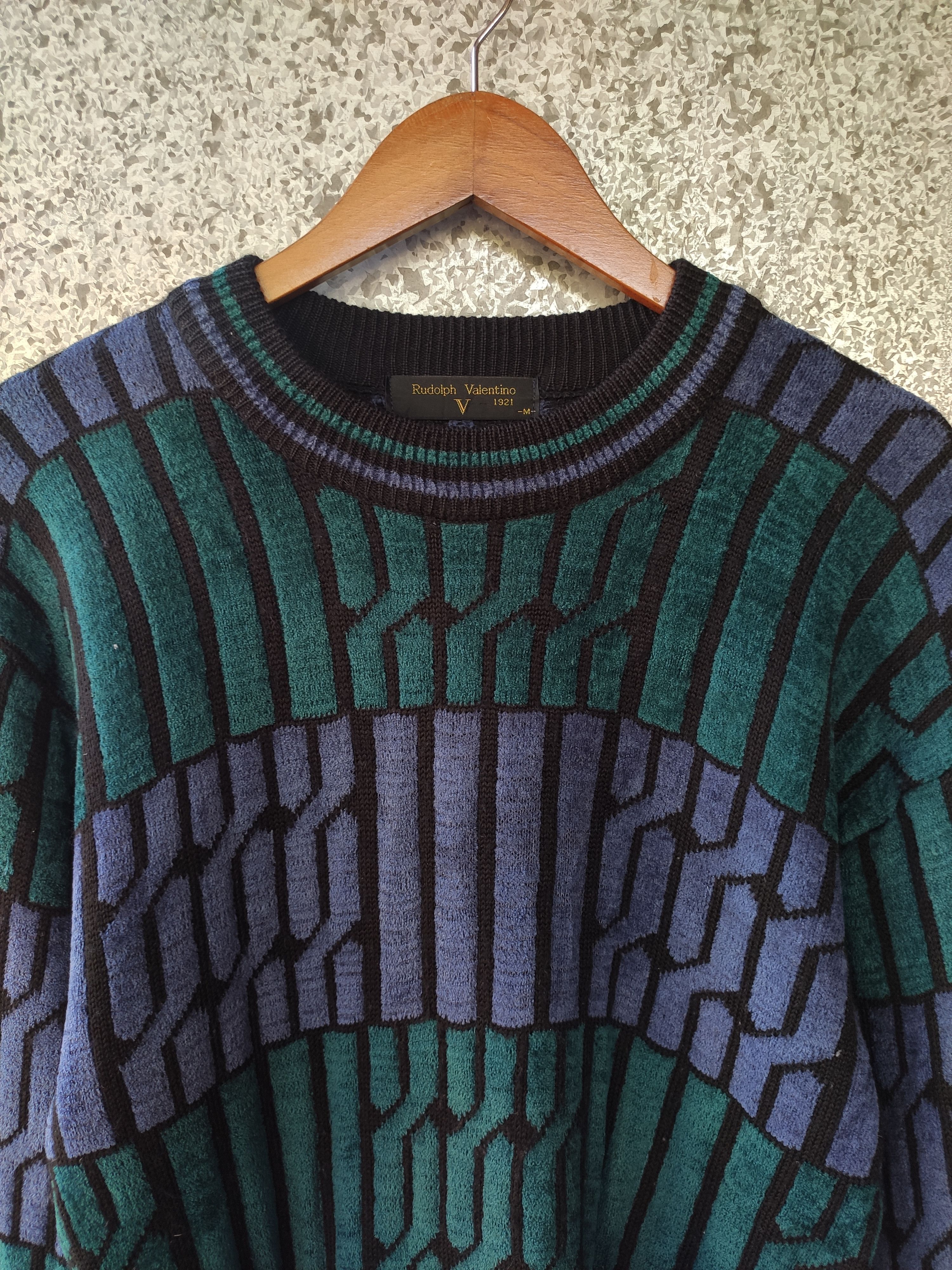 Valentino Vintage Rudolph Valentino sweatshirt Size US M / EU 48-50 / 2 - 2 Thumbnail