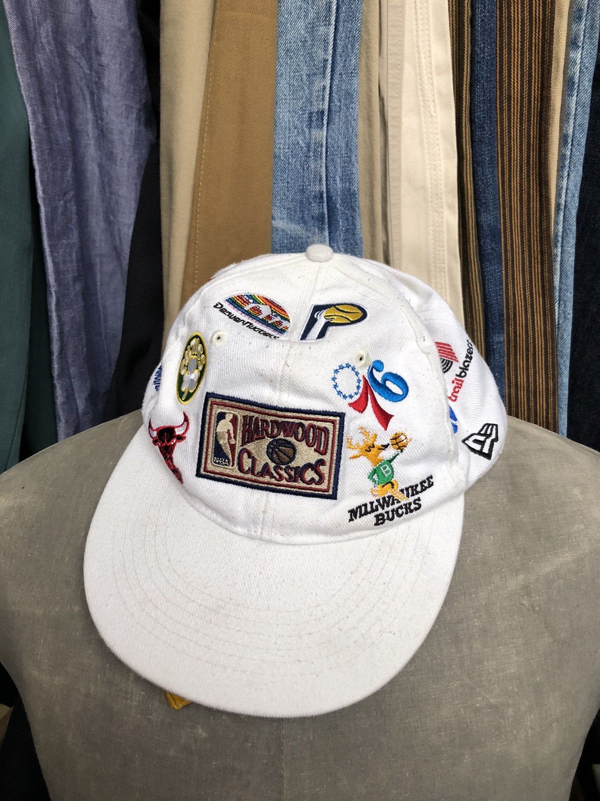 Vintage New Era Hardwood Classics cap Full patched nba