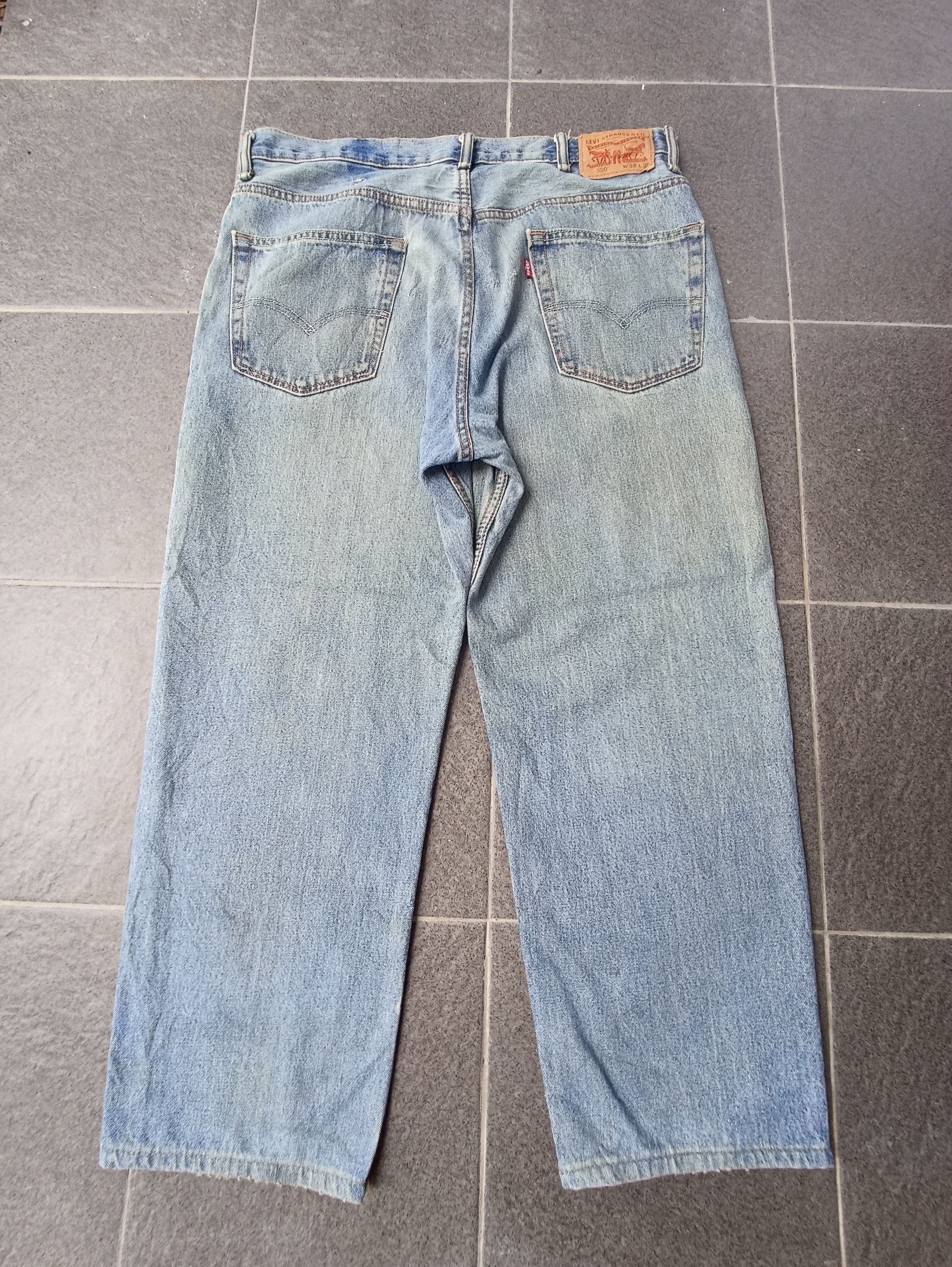 Jean × Levi's × Vintage Vintage Levis 550 Blue Wash Jeans - J192 Size US 38 / EU 54 - 2 Thumbnail