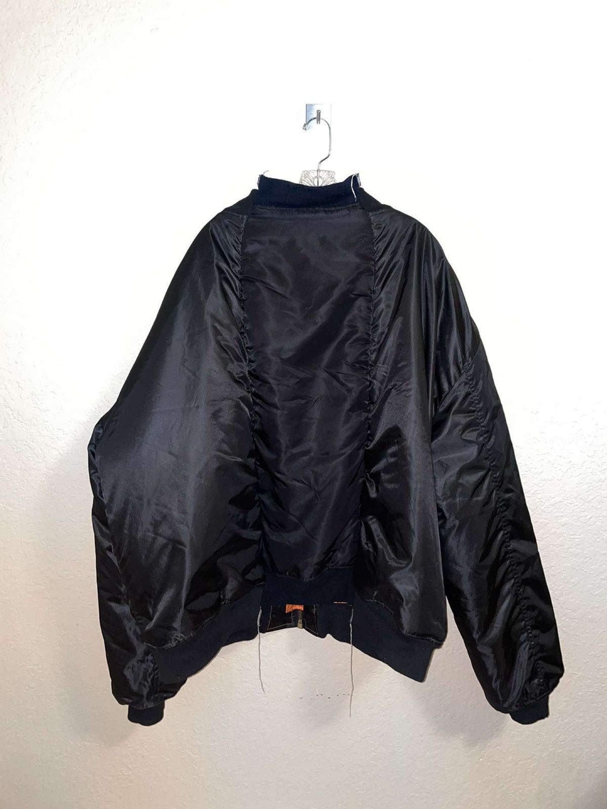 Vetements Vetements Oversized Reworked Bomber Jacket Size US XXL / EU 58 / 5 - 2 Thumbnail