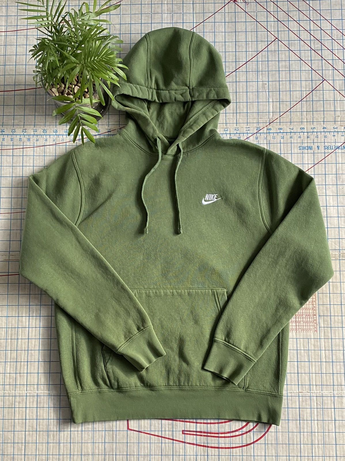 Nike sage green hoodie sale