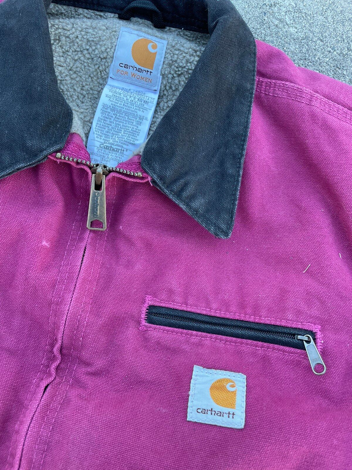 Vintage Vintage Faded Pink Detroit Style Carhartt Jacket Size US S / EU 44-46 / 1 - 2 Preview