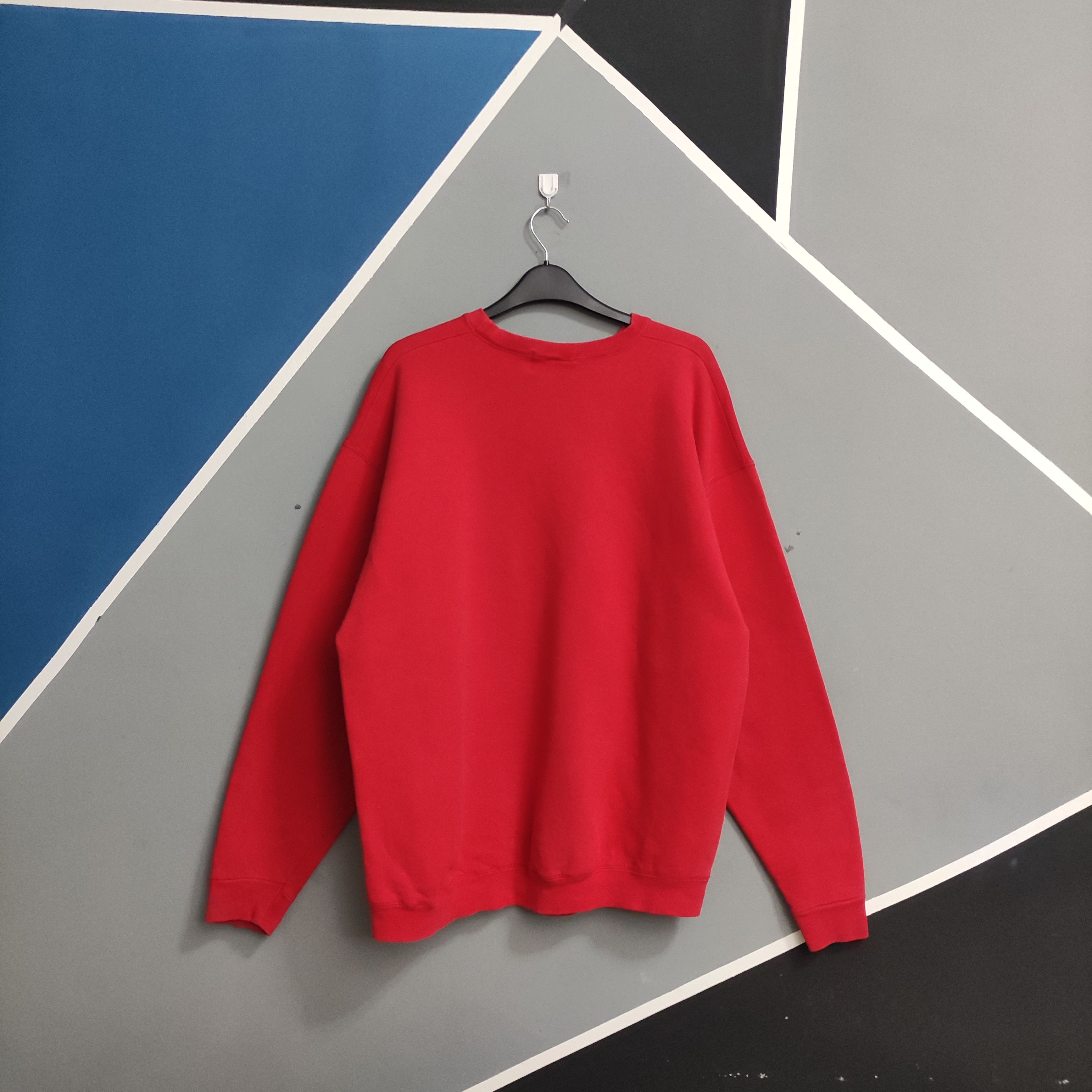 Tommy Hilfiger × Vintage Vintage Tommy Hilfiger Embroidered Big Logo Sweatshirt Size US XL / EU 56 / 4 - 3 Thumbnail