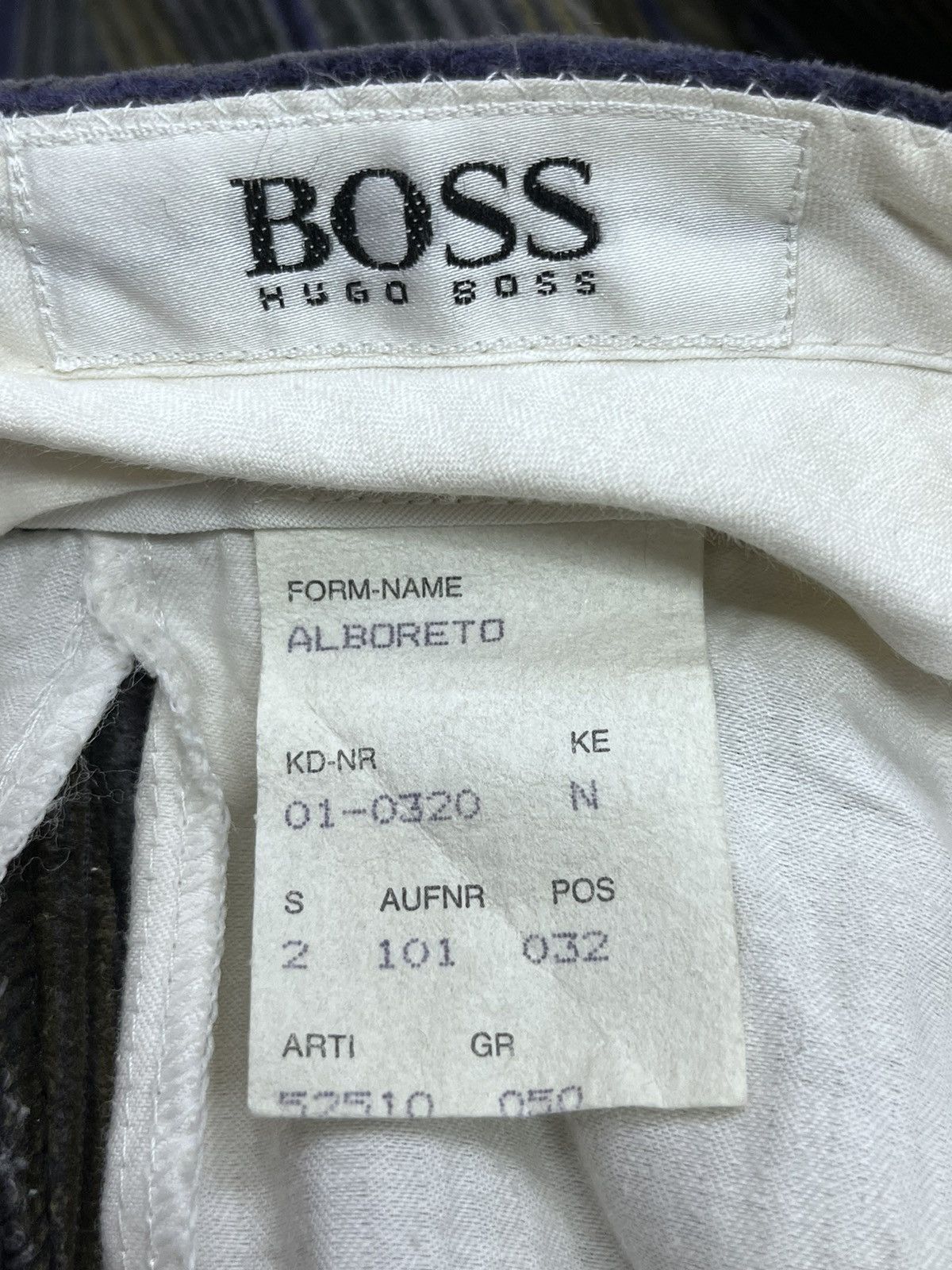 Hugo Boss Vtg HUGO BOSS ALBORETO Stripes Slack Trousers Corduroy Pants Size US 34 / EU 50 - 12 Thumbnail