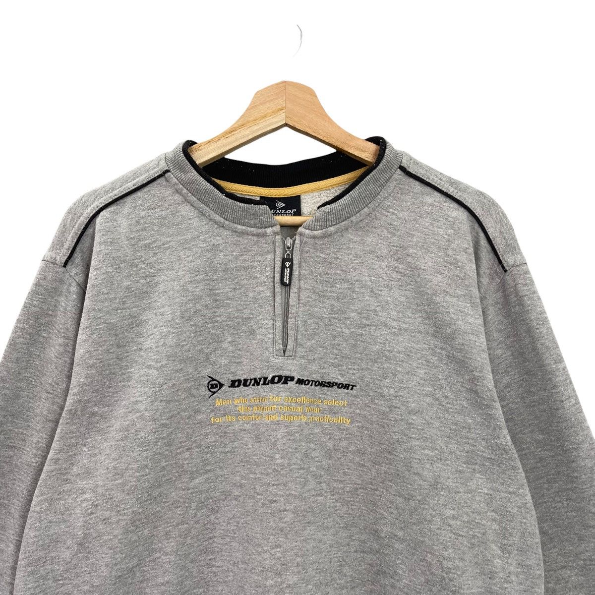 Dunlop × Japanese Brand × Vintage Vtg Dunlop Embroidered Big Logo Halfzip Sweatshirt Size L Size US L / EU 52-54 / 3 - 4 Thumbnail