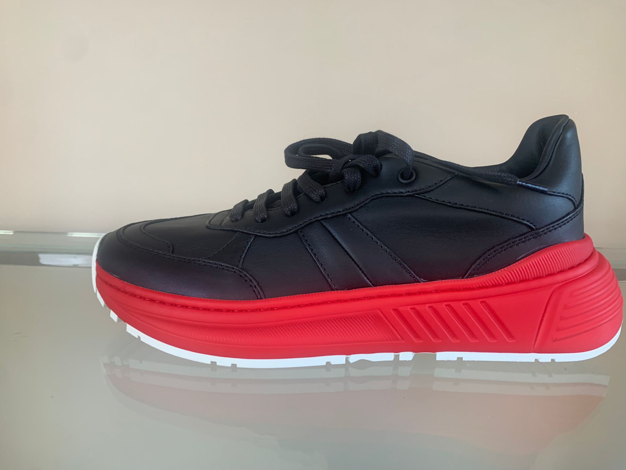 Bottega Veneta Speedster Calf Low Top Sneakers in Black Size US 9.5 / EU 42-43 - 2 Thumbnail
