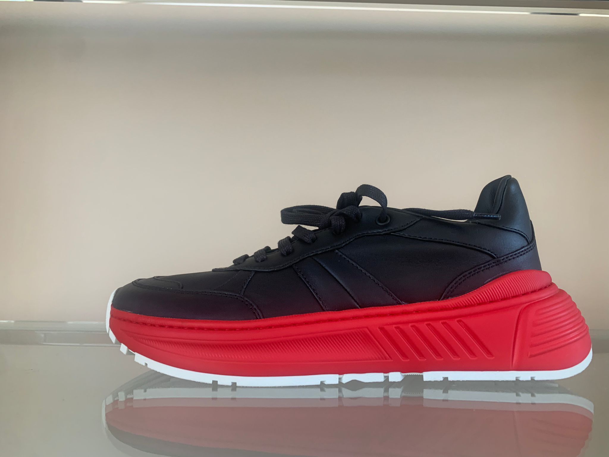 Bottega Veneta Speedster Calf Low Top Sneakers in Black Size US 9.5 / EU 42-43 - 1 Thumbnail