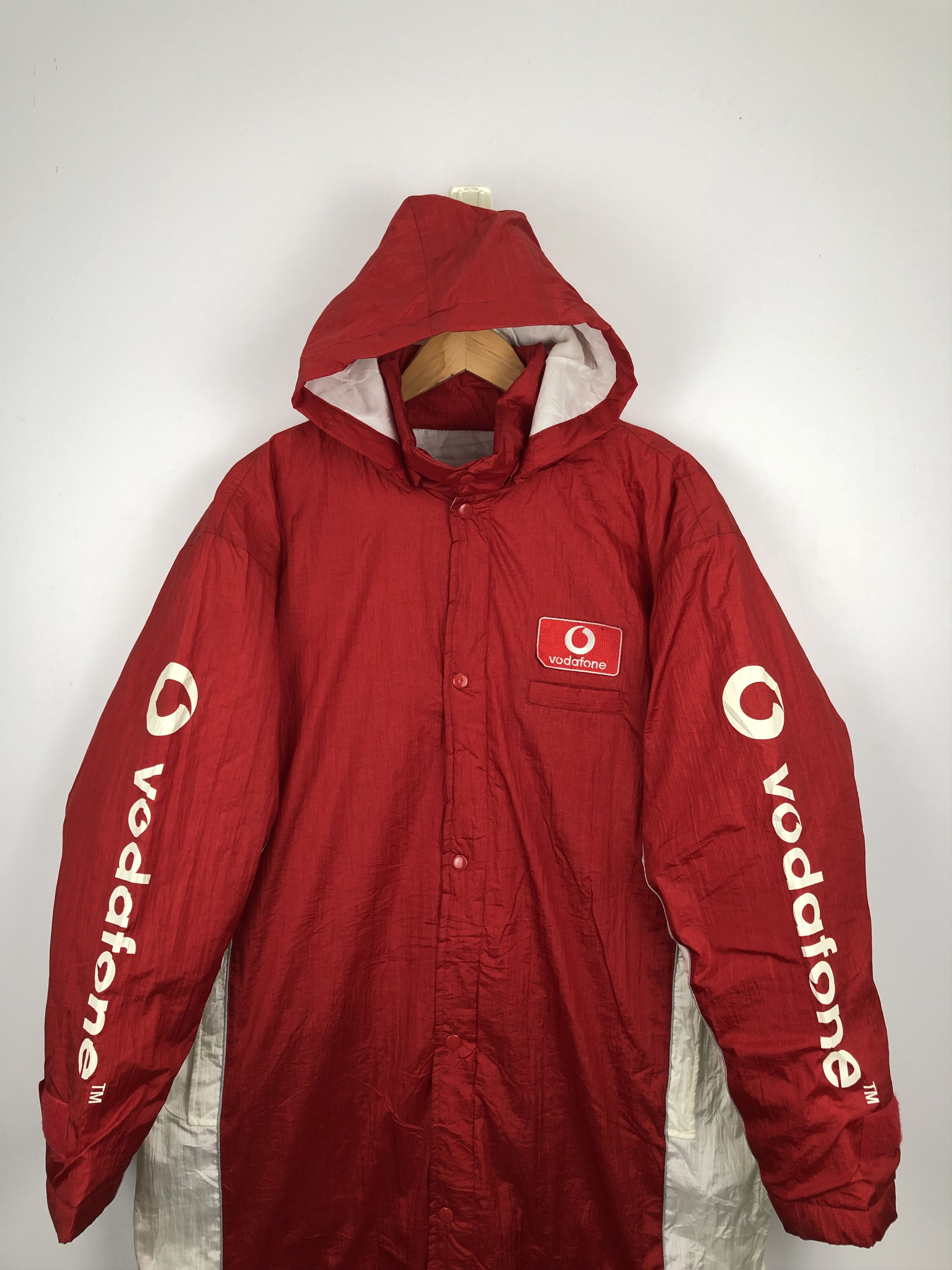 Vintage Vintage Vodafone Hoodie Long Red Jacket J0689 Size US L / EU 52-54 / 3 - 2 Thumbnail