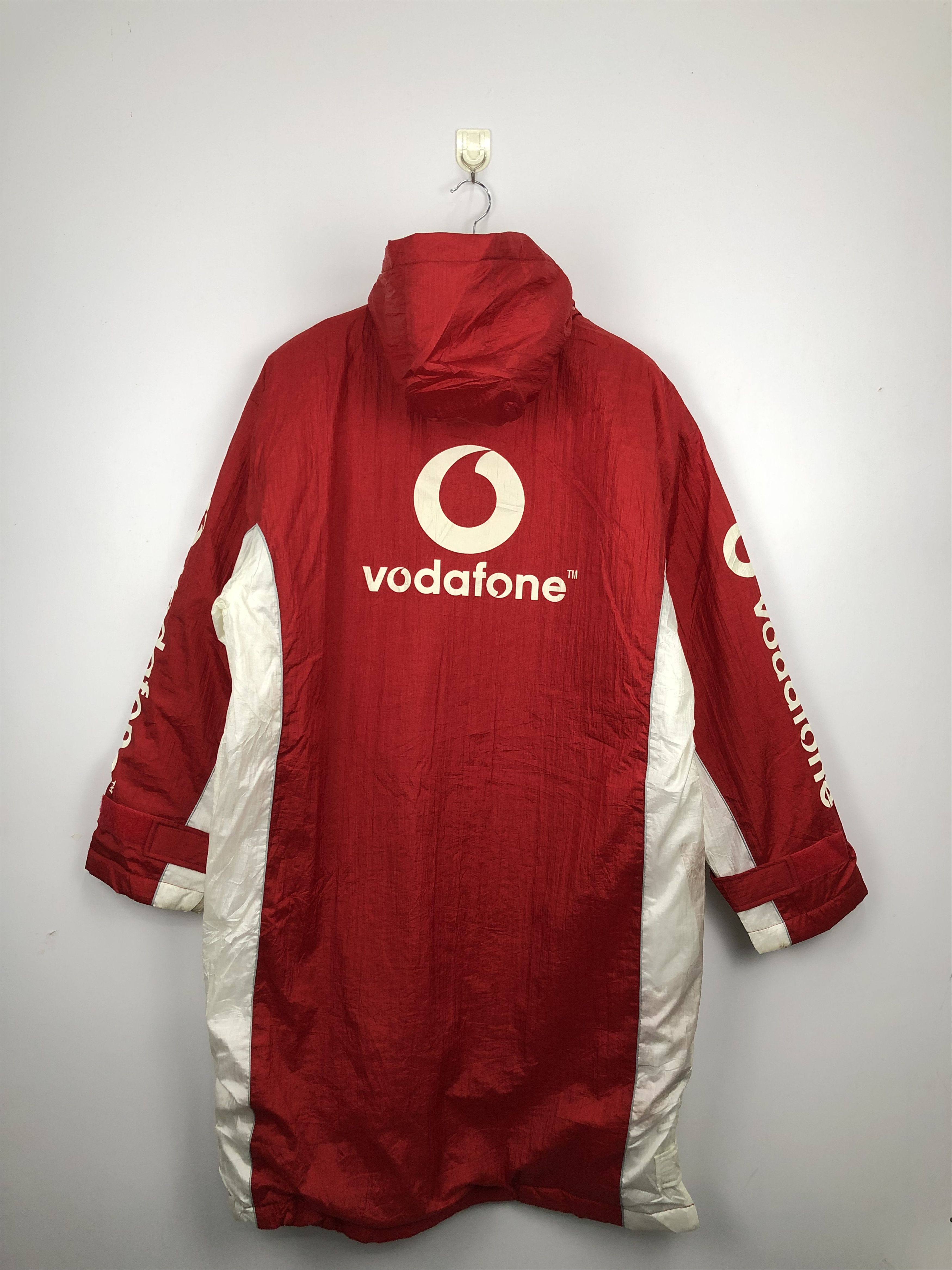 Vintage Vintage Vodafone Hoodie Long Red Jacket J0689 Size US L / EU 52-54 / 3 - 6 Thumbnail
