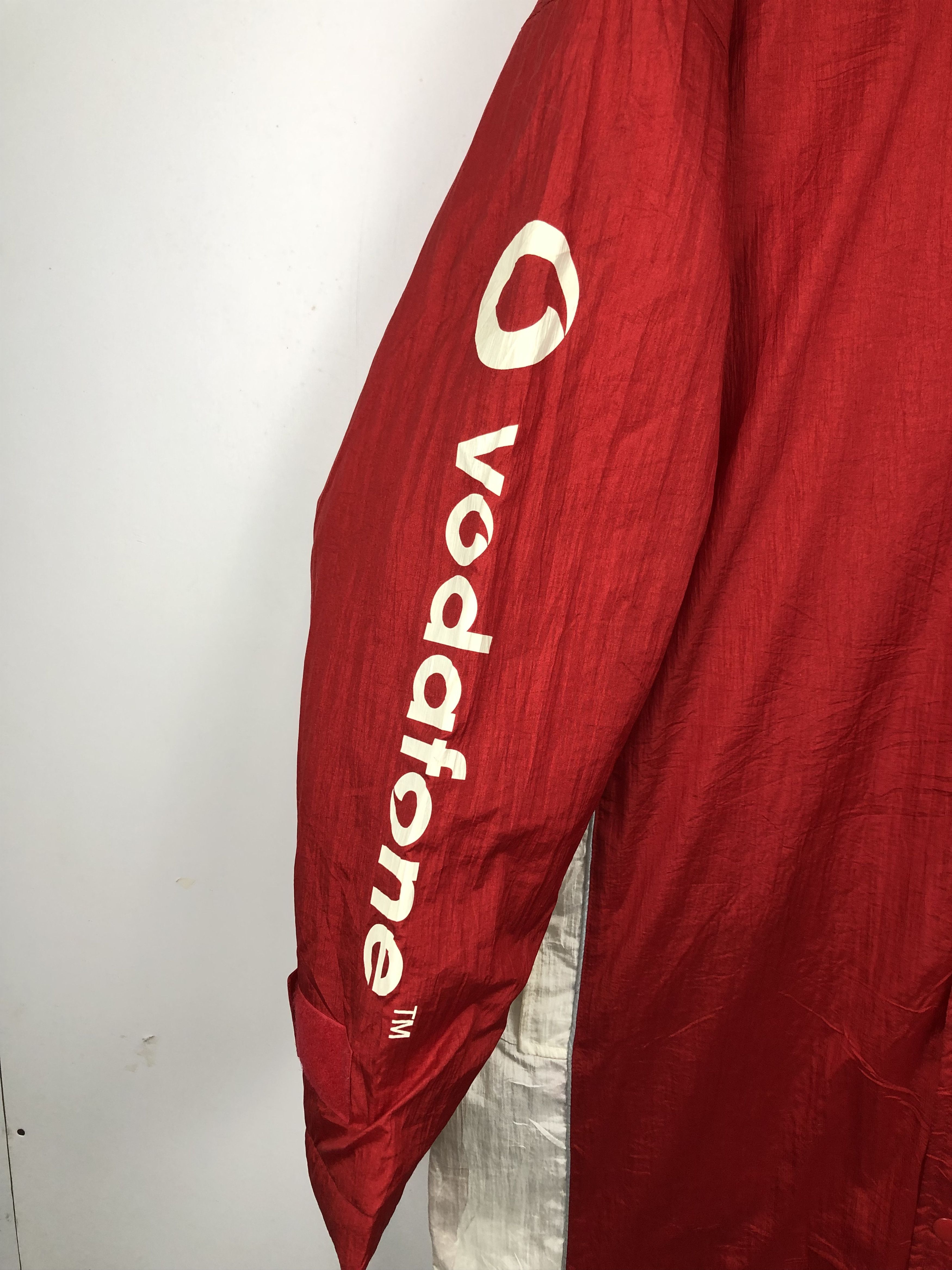 Vintage Vintage Vodafone Hoodie Long Red Jacket J0689 Size US L / EU 52-54 / 3 - 5 Thumbnail