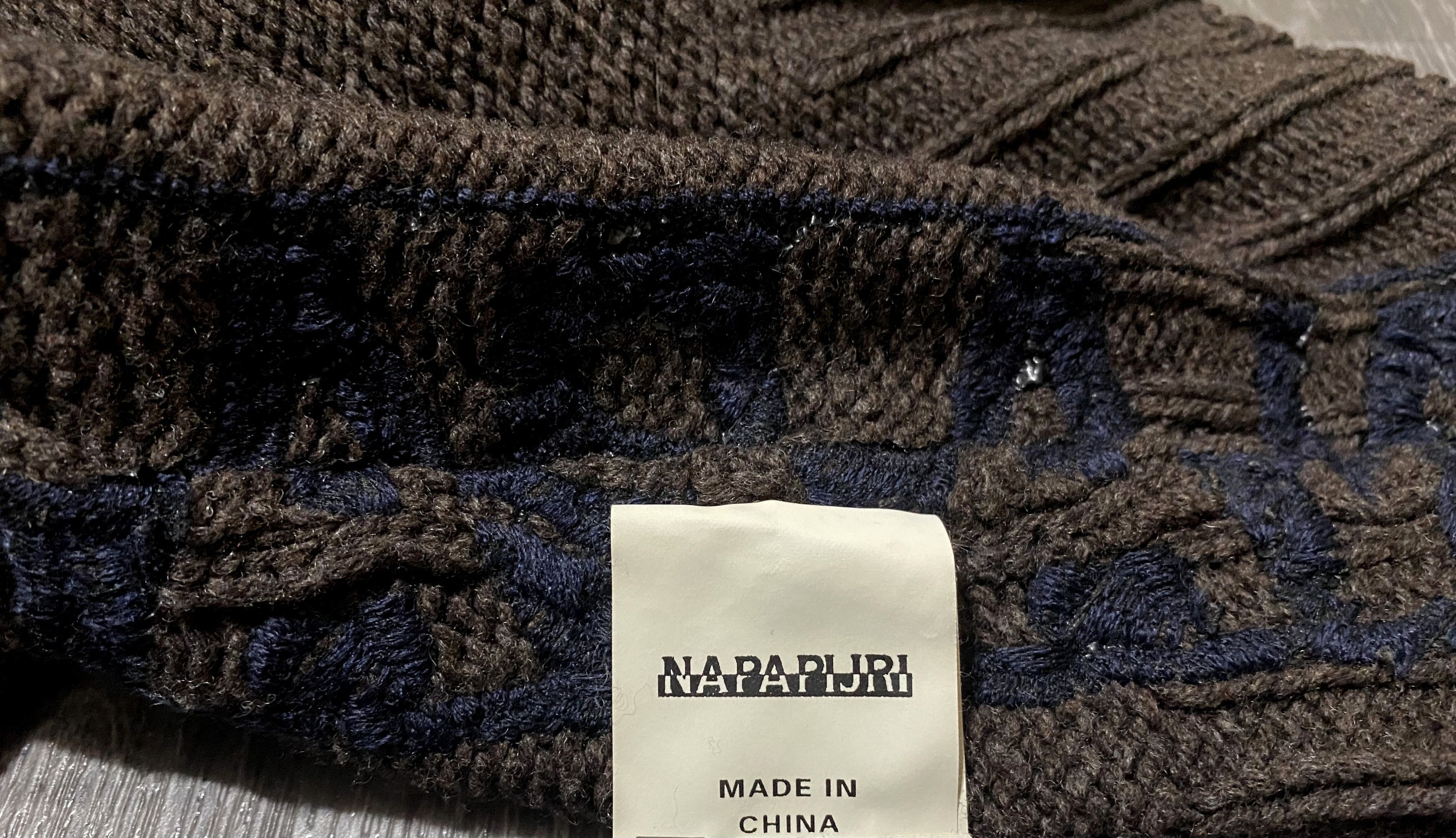 Napapijri Vintage Napapijri Heavy Wool Sweater Big Embroidered Logo Size US M / EU 48-50 / 2 - 14 Thumbnail