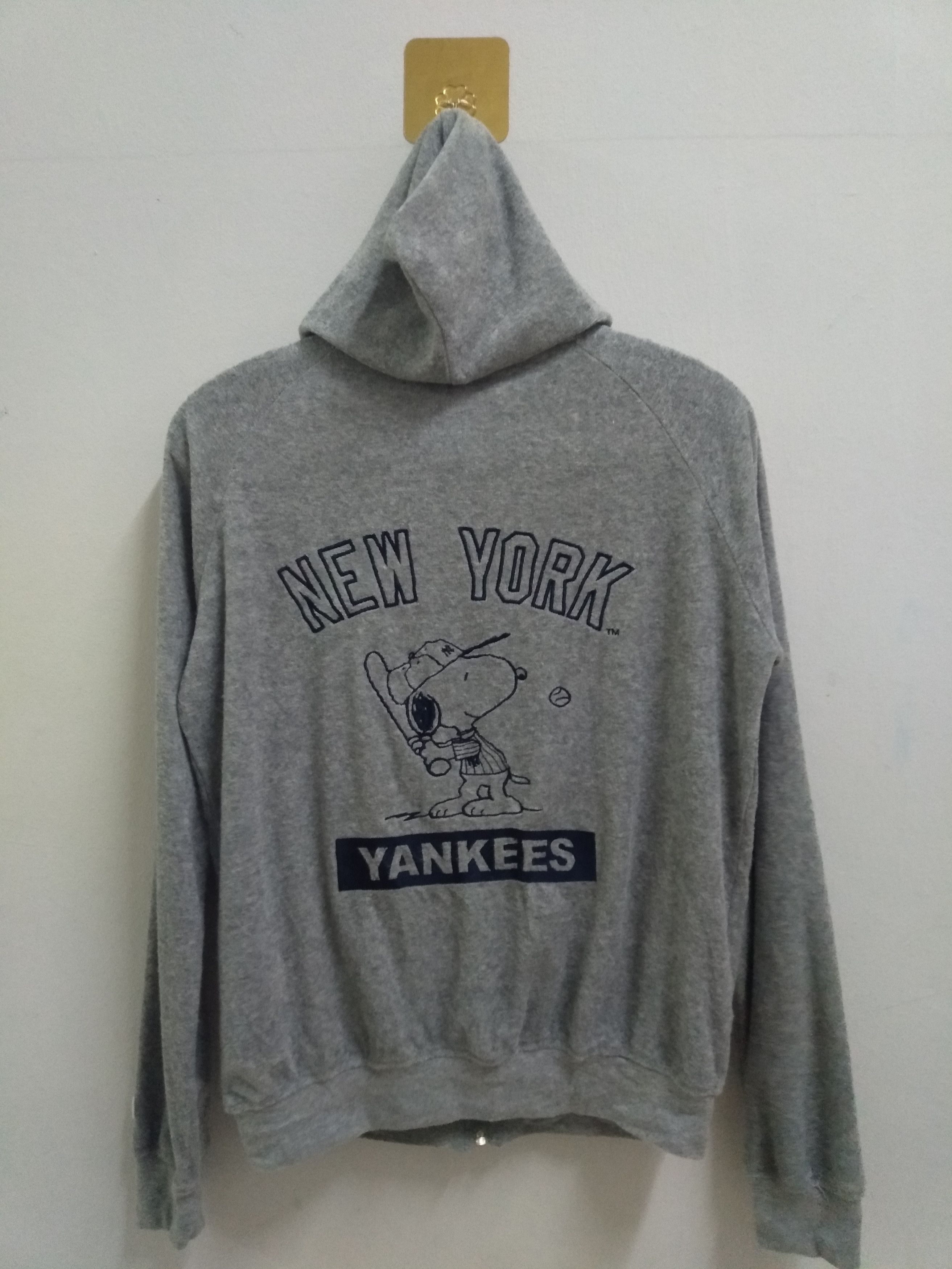 MLB × New York Yankees × Peanuts Snoopy x MLB New York Yankees Fleece Zipper Rare Size US M / EU 48-50 / 2 - 2 Thumbnail