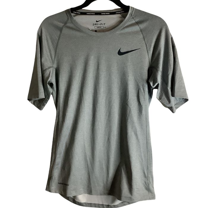 upf 40 nike