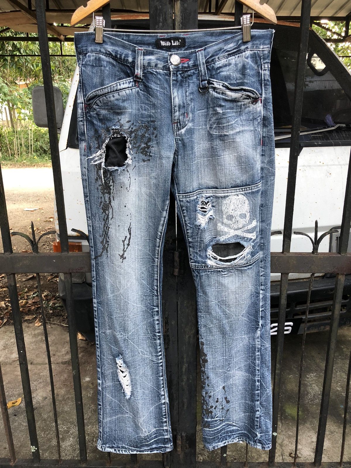 Other Wild Life Distressed Denim Size US 32 / EU 48 - 1 Thumbnail