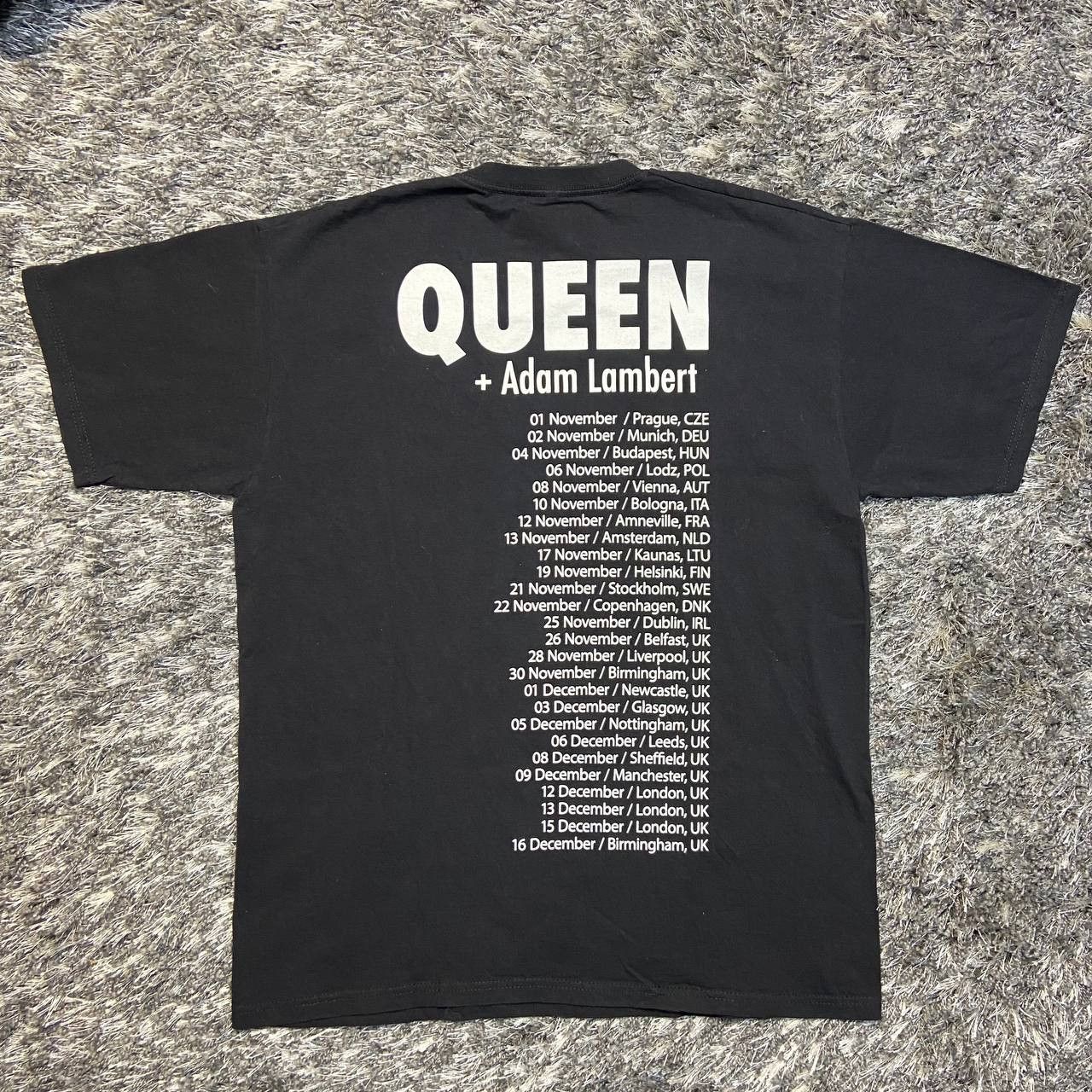 Band Tees QUEEN + ADAM LAMBERT VINTAGE TOUR TEE Size US L / EU 52-54 / 3 - 2 Thumbnail