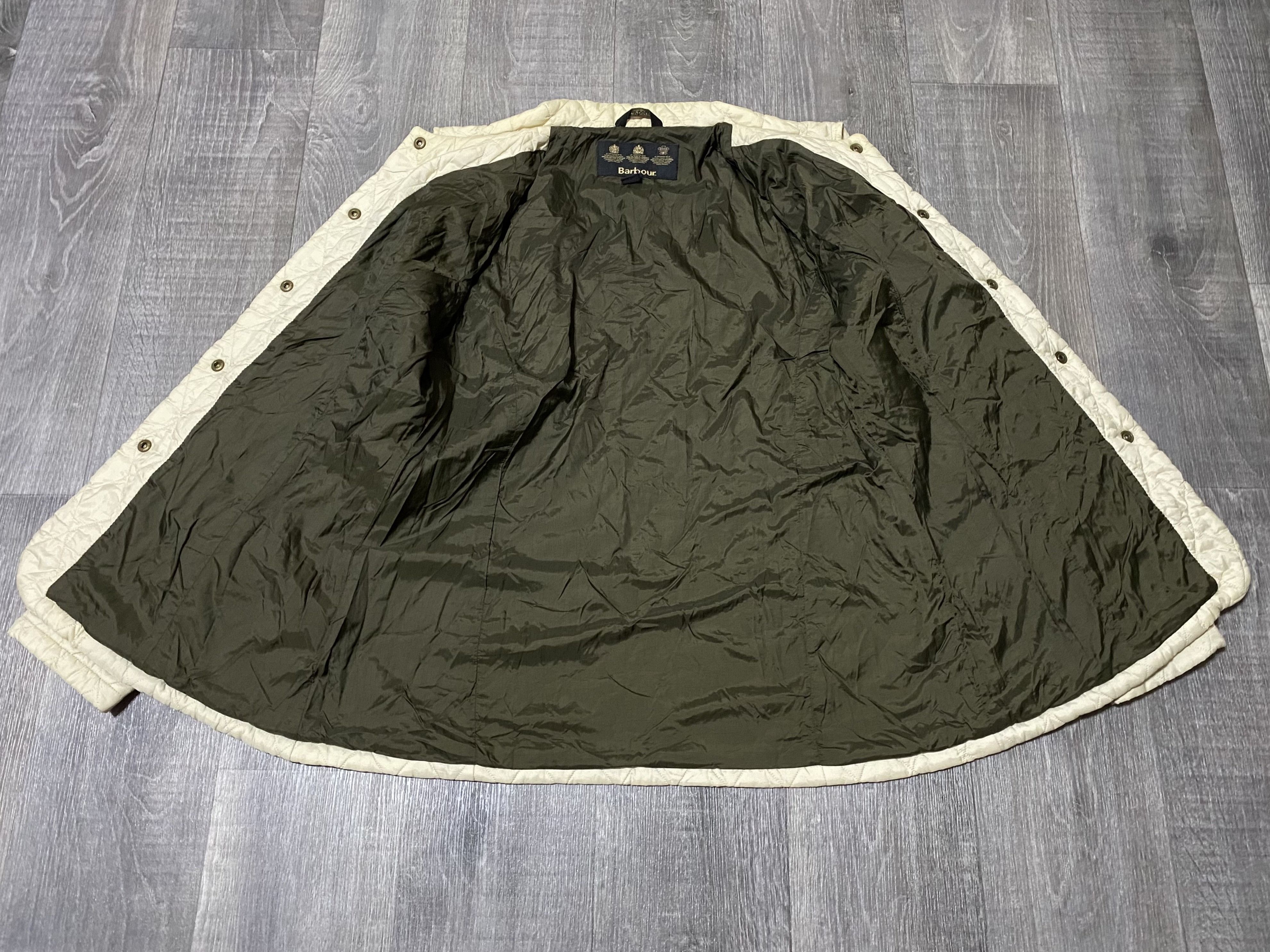Barbour Women’s Barbour Beige Shaped Lightweight Quilt Short Jacket Size L / US 10 / IT 46 - 4 Thumbnail