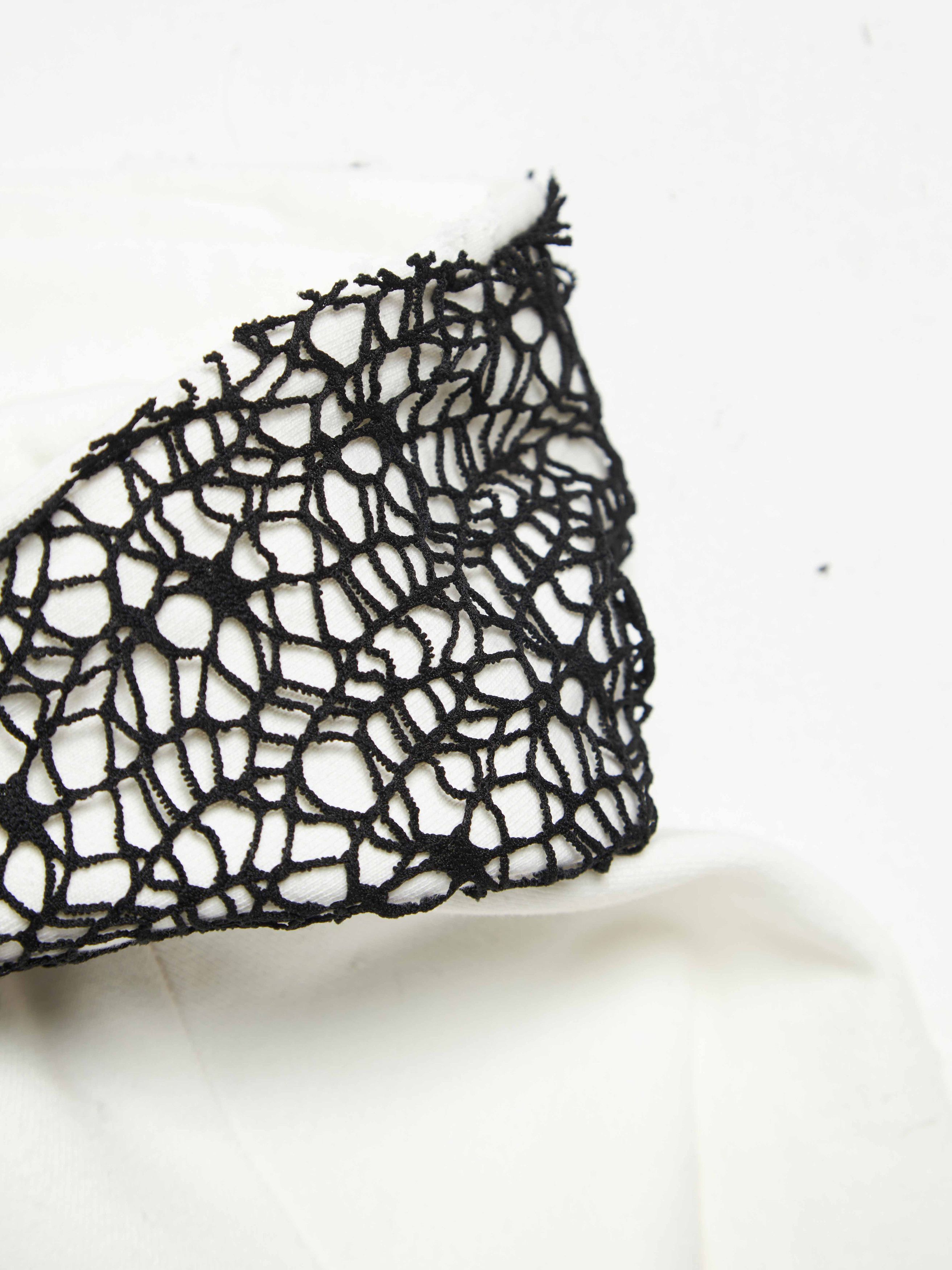 ALEXANDER DIGENOVA Spider Web Detail Front Pocket Cotton Hoodie Size US XL / EU 56 / 4 - 5 Thumbnail