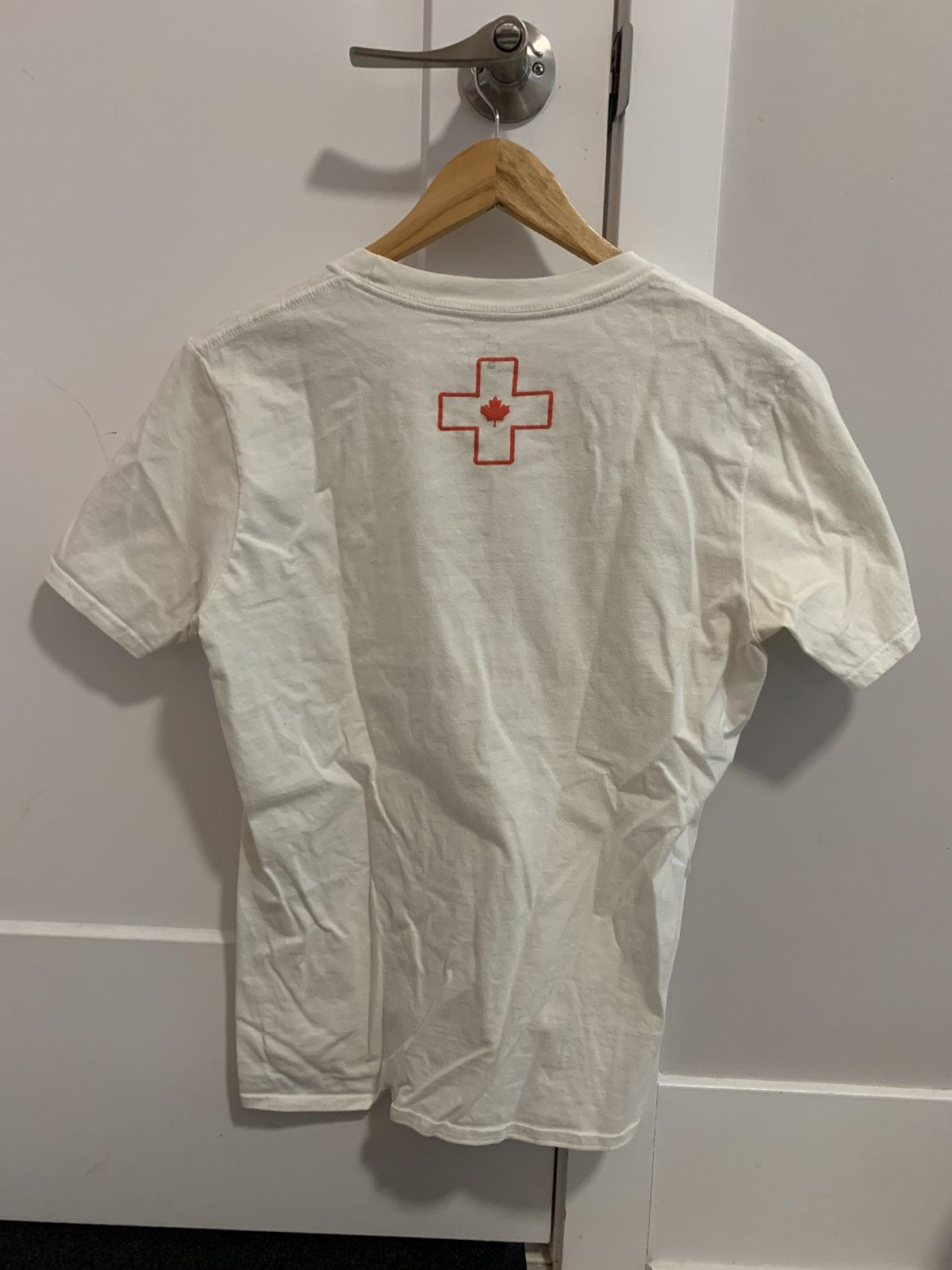 Places + Faces Places + Faces Toronto pop-up shirt Size US S / EU 44-46 / 1 - 2 Thumbnail