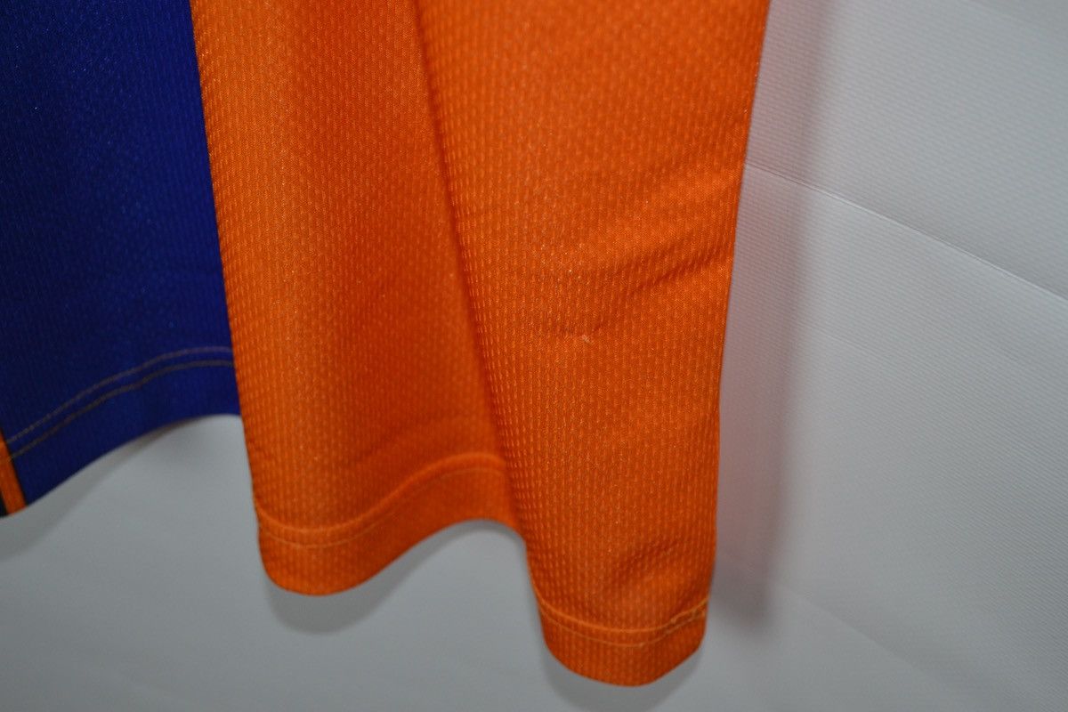 Kappa BARCELONA SPAIN 1996/1997 AWAY FOOTBALL SHIRT VINTAGE KAPPA Size US L / EU 52-54 / 3 - 4 Thumbnail