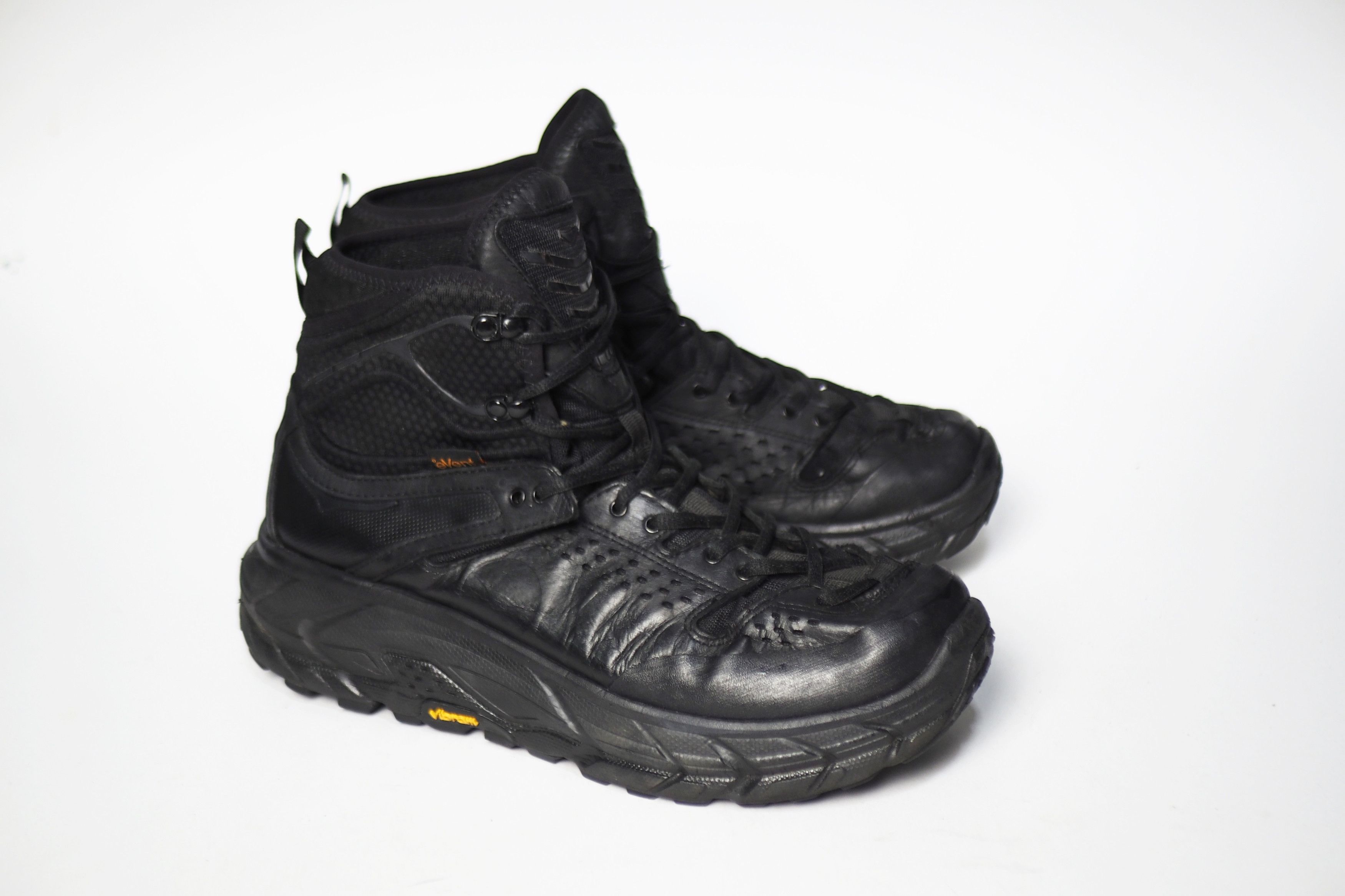 Hoka one one tor ultra hi black deals