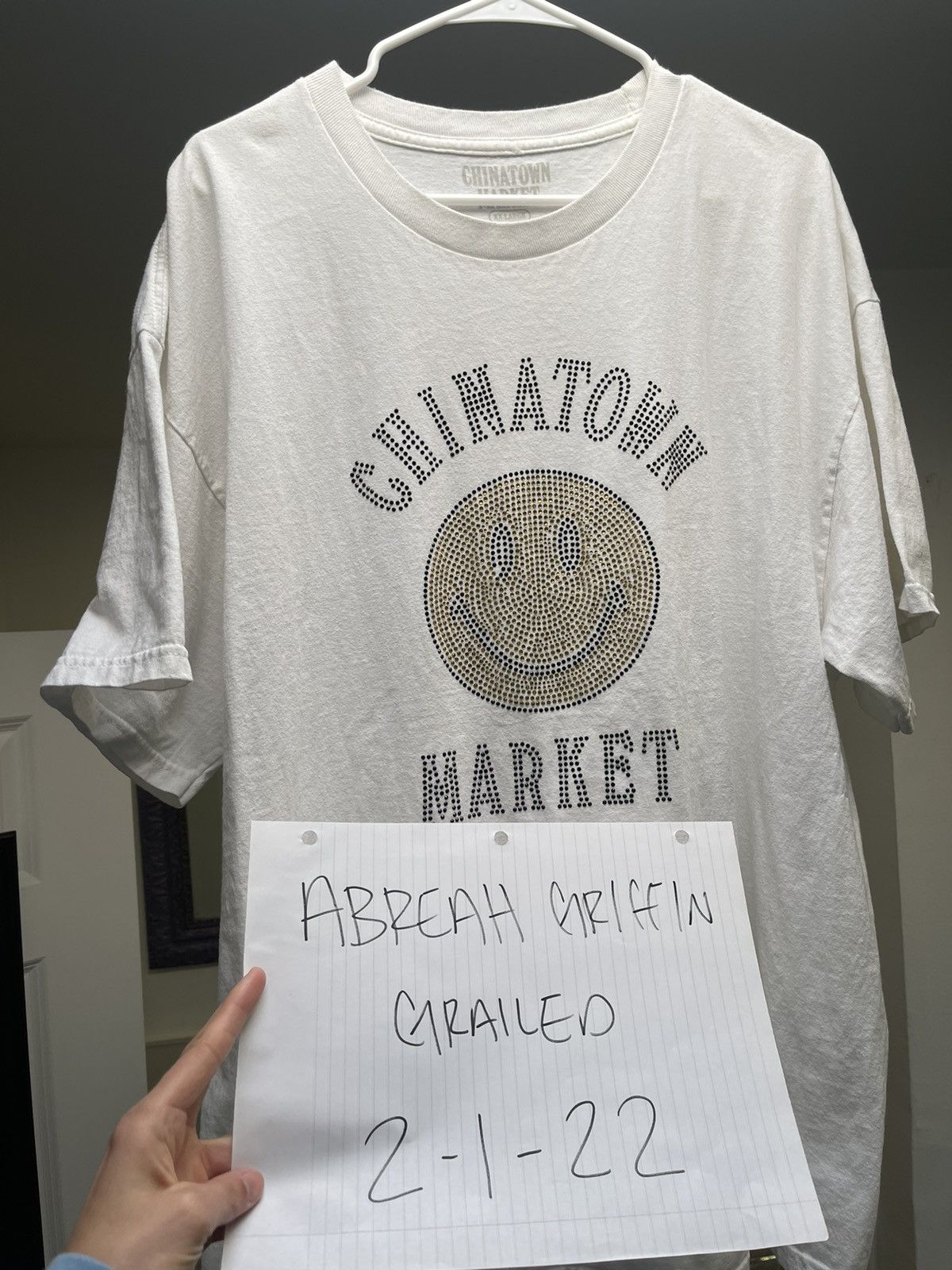 White smiley face Chinatown Market xxl Tshirt
