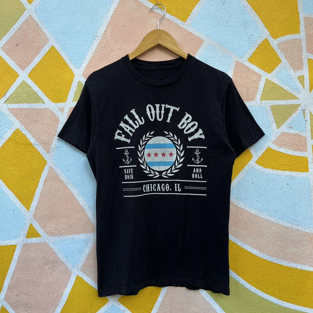 Band Tees Fall Out Boy Tee Size US S / EU 44-46 / 1 - 1 Thumbnail