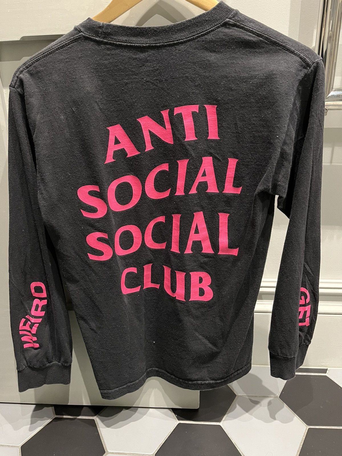 Anti Social Social Club Anti Social Social Club 'Get Weird' Pink Long Sleeve Tee Size US S / EU 44-46 / 1 - 2 Thumbnail