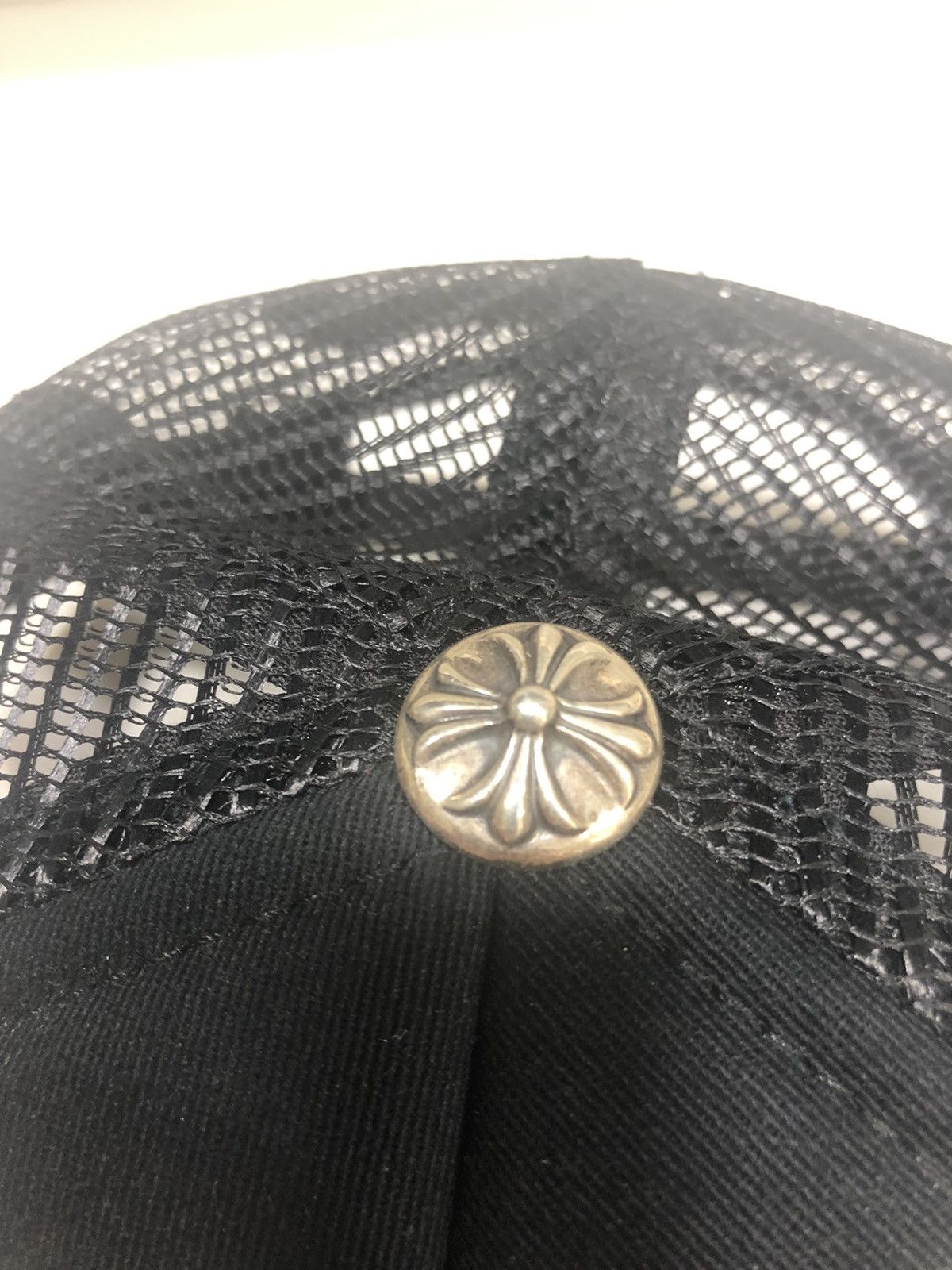 Chrome Hearts Chrome Hearts “Guns N Roses” Trucker Hat Size ONE SIZE - 4 Thumbnail