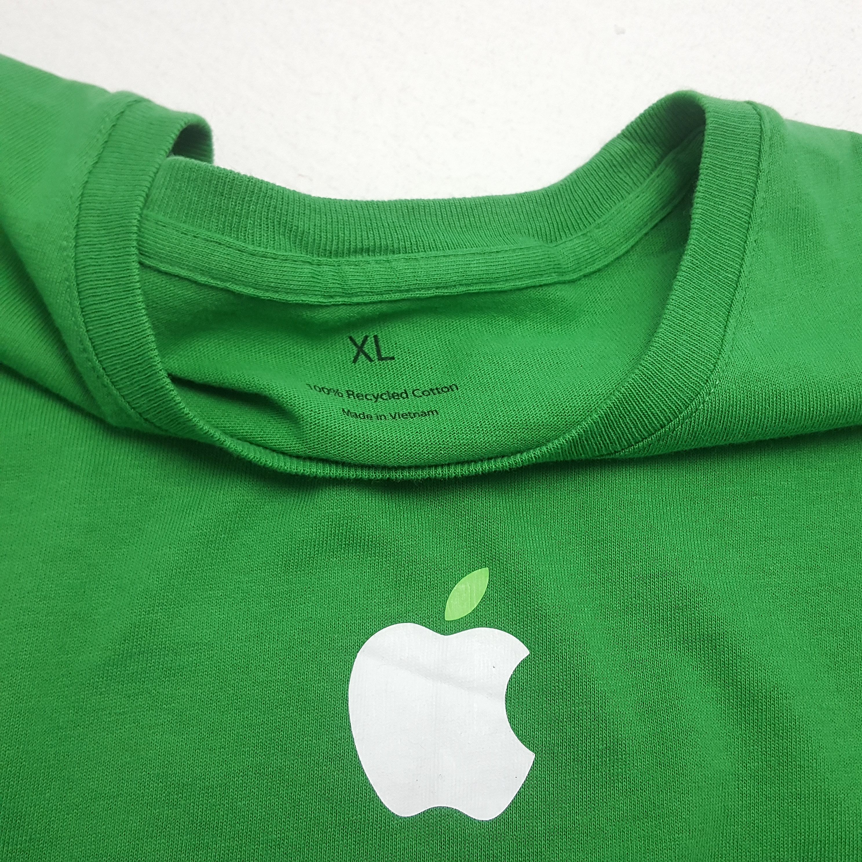 Android Homme × Apple × Vintage Vintage Apple small logo design t-shirt Size US XL / EU 56 / 4 - 5 Thumbnail