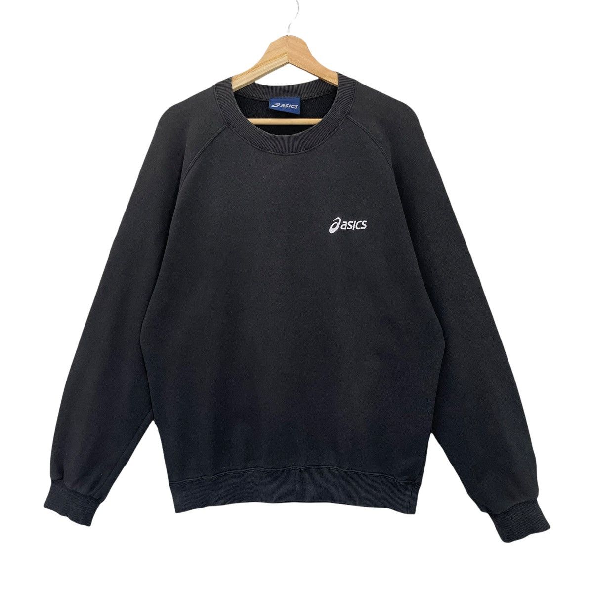 Asics Vintage 90’s Asics Small Logo Crewneck Sweatshirt Size M Size US M / EU 48-50 / 2 - 3 Thumbnail