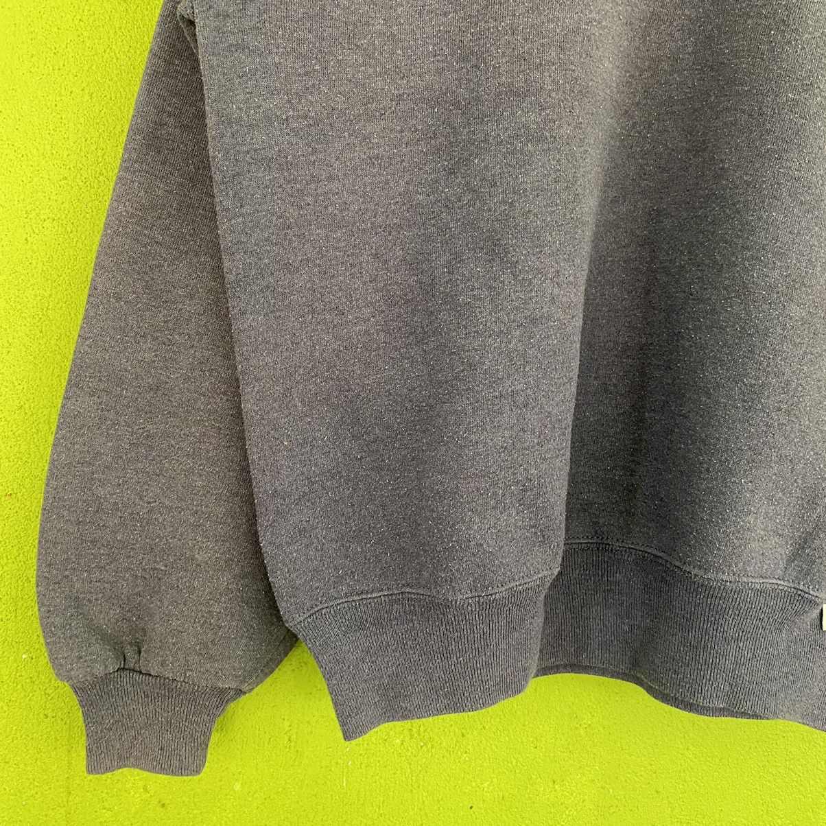 Vintage Vintage Russell Athletic Sweatshirt Sunfaded Made in USA Size US M / EU 48-50 / 2 - 4 Thumbnail